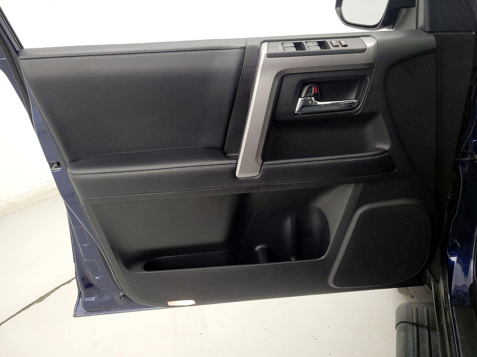 2018 Toyota 4Runner SR5 Premium - Photo 13