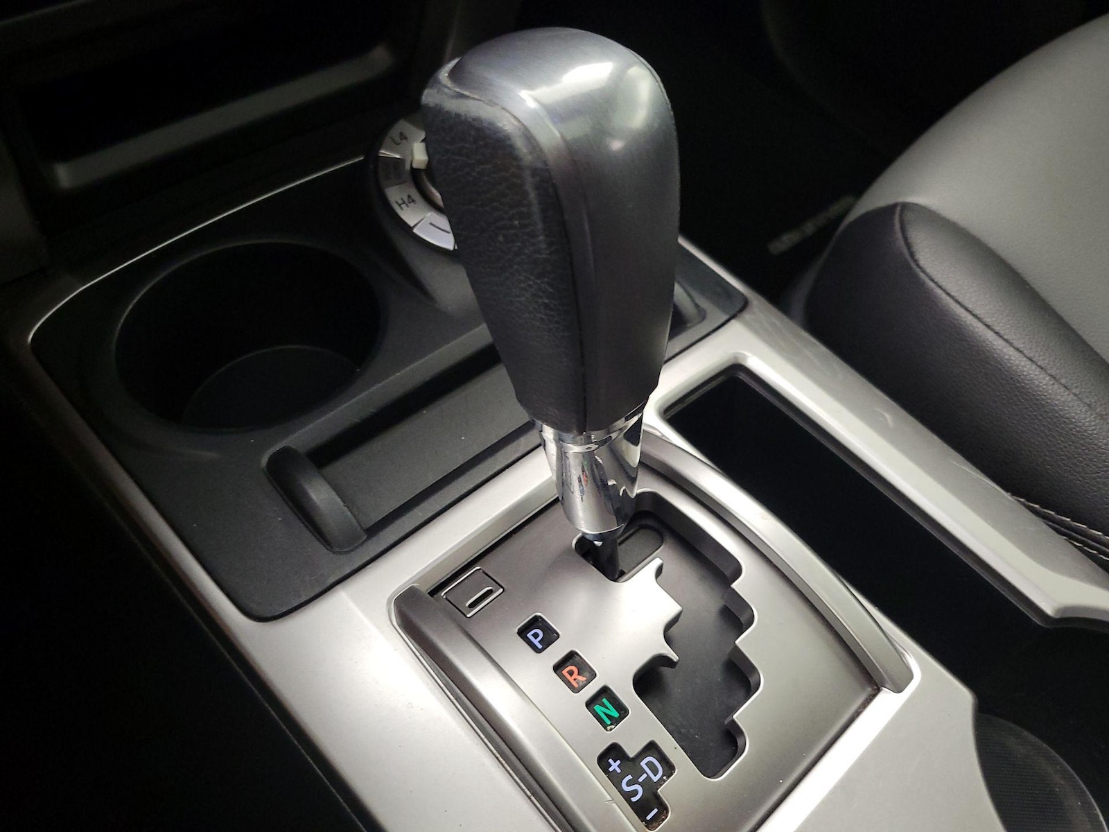 2018 Toyota 4Runner SR5 Premium - Photo 19