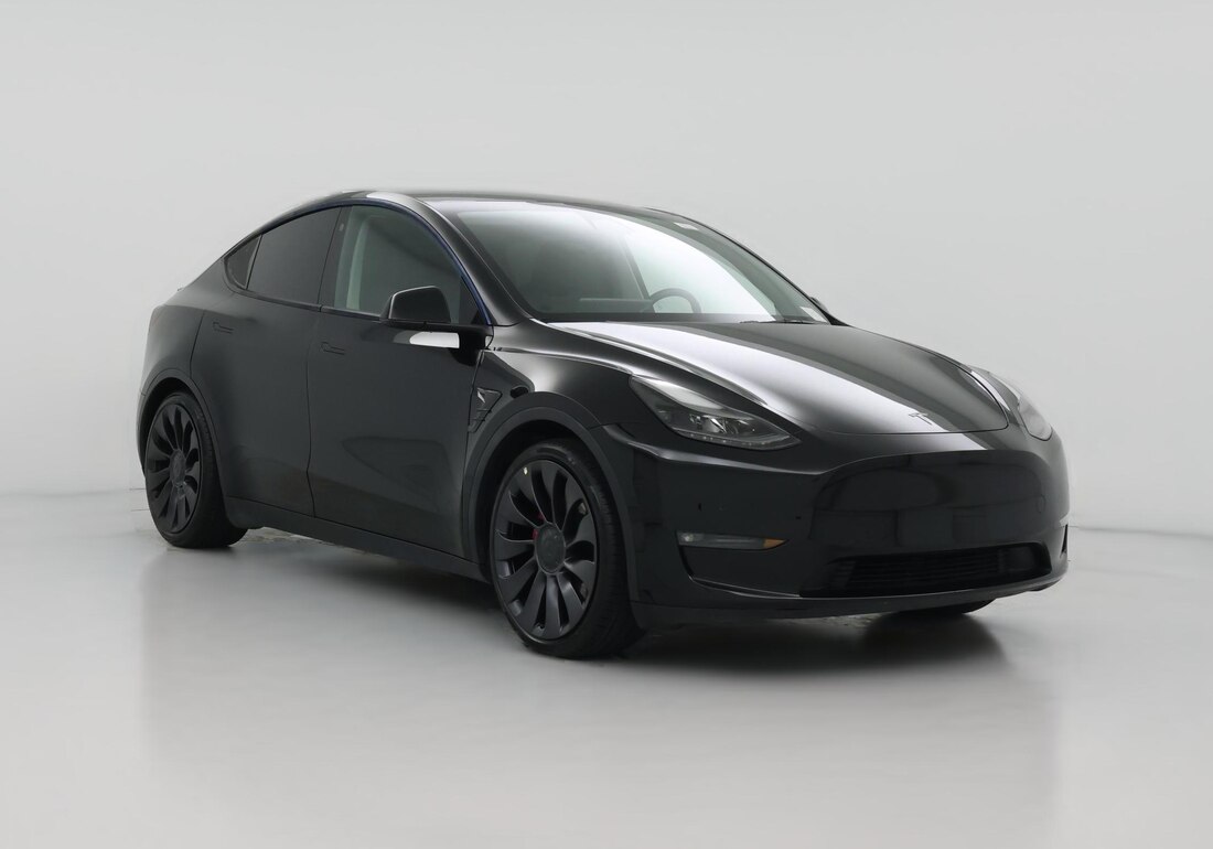 2022 Tesla Model Y Performance All-Wheel Drive in Black — CarMax photo