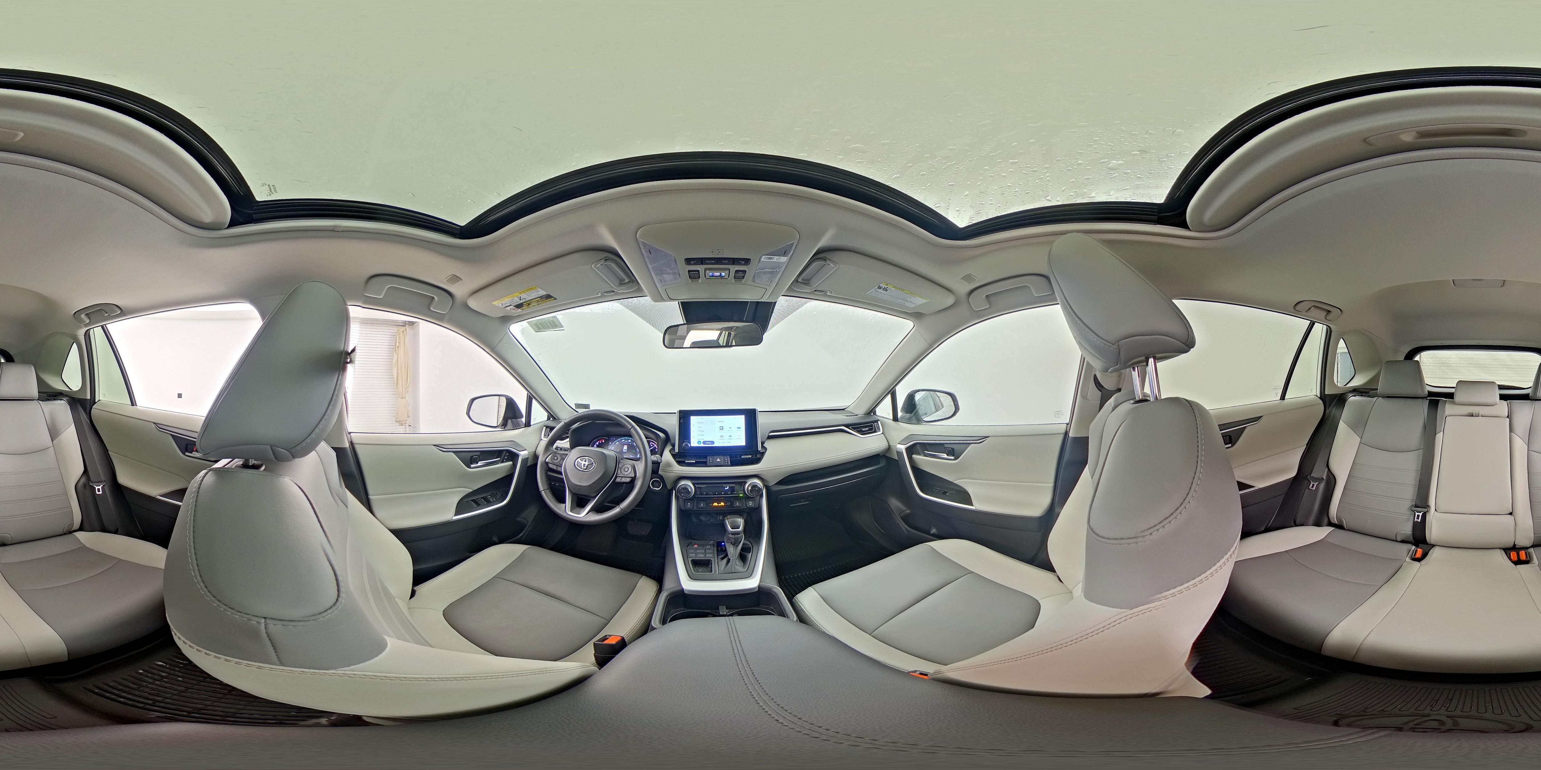 2024 Toyota RAV4 XLE Premium - Photo 25