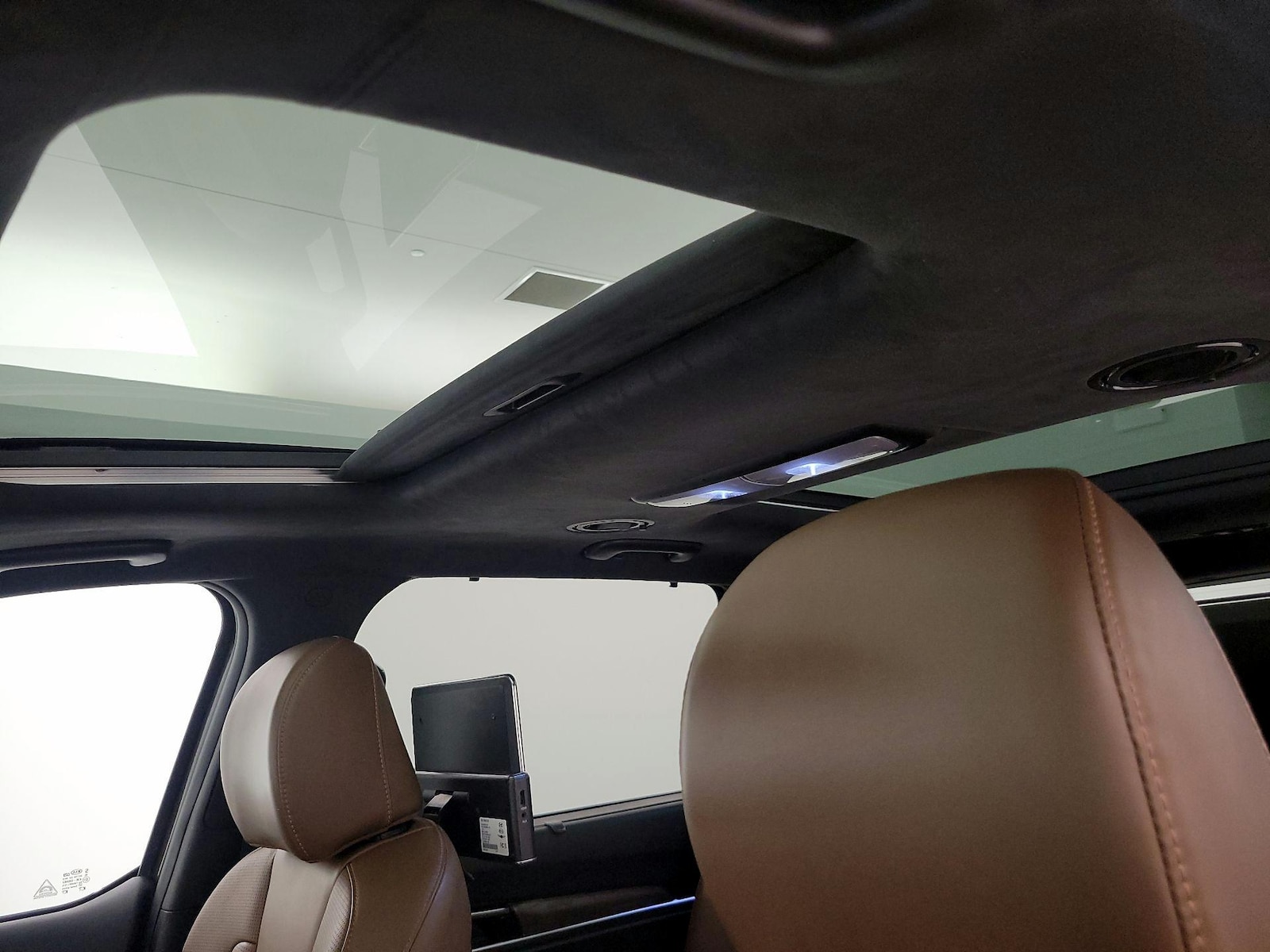 Sunroof(s) & Skylight(s)