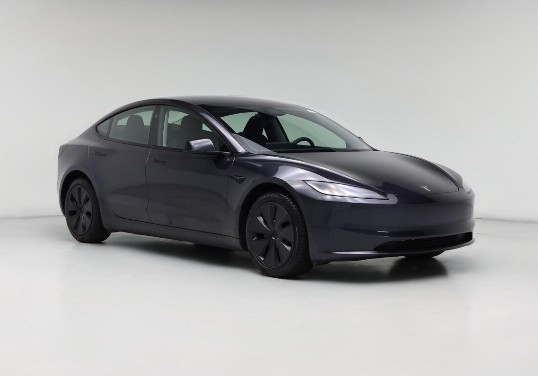 2024 Tesla Model 3 Rear-Wheel Drive in Gray — CarMax photo