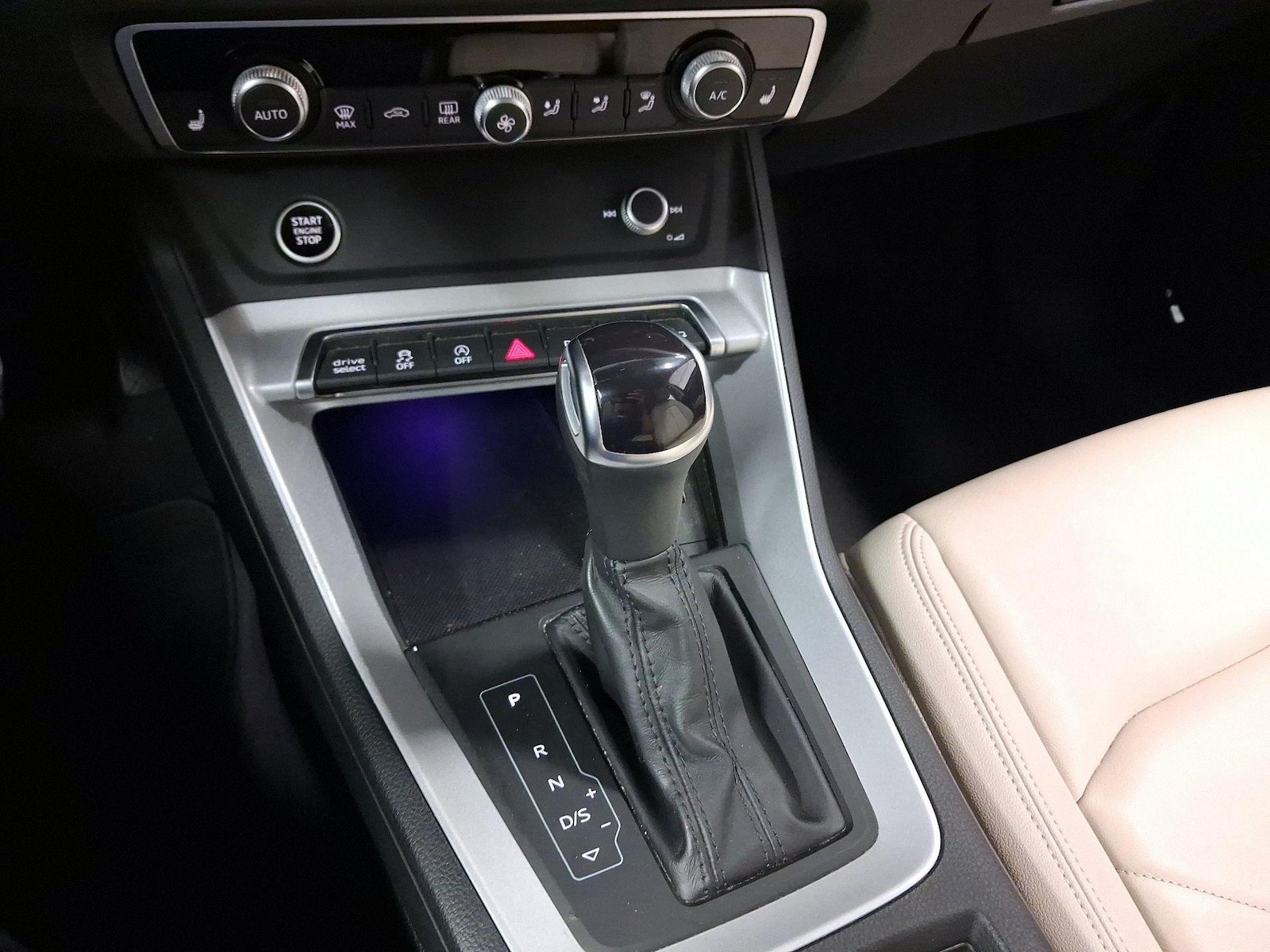 2022 Audi Q3 S Line Premium Plus - Photo 16