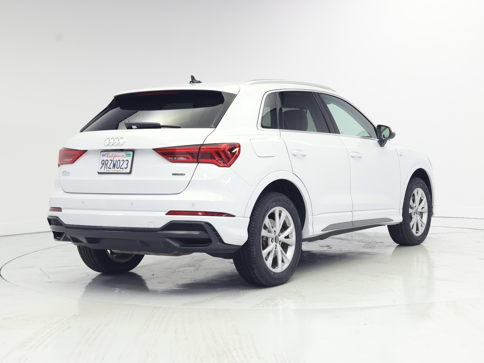 2022 Audi Q3 S Line Premium Plus - Photo 9