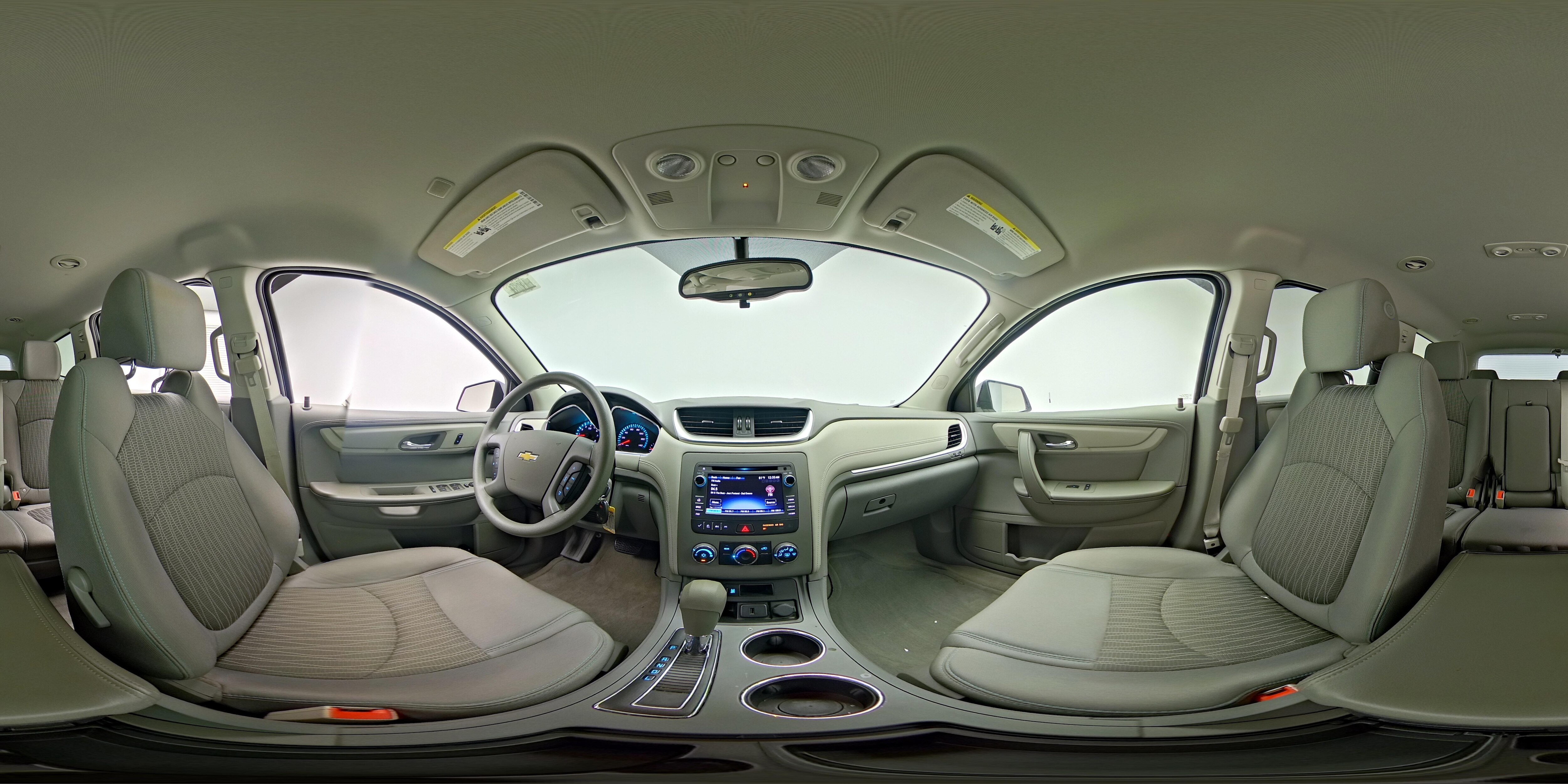 2017 Chevrolet Traverse LS - Photo 22