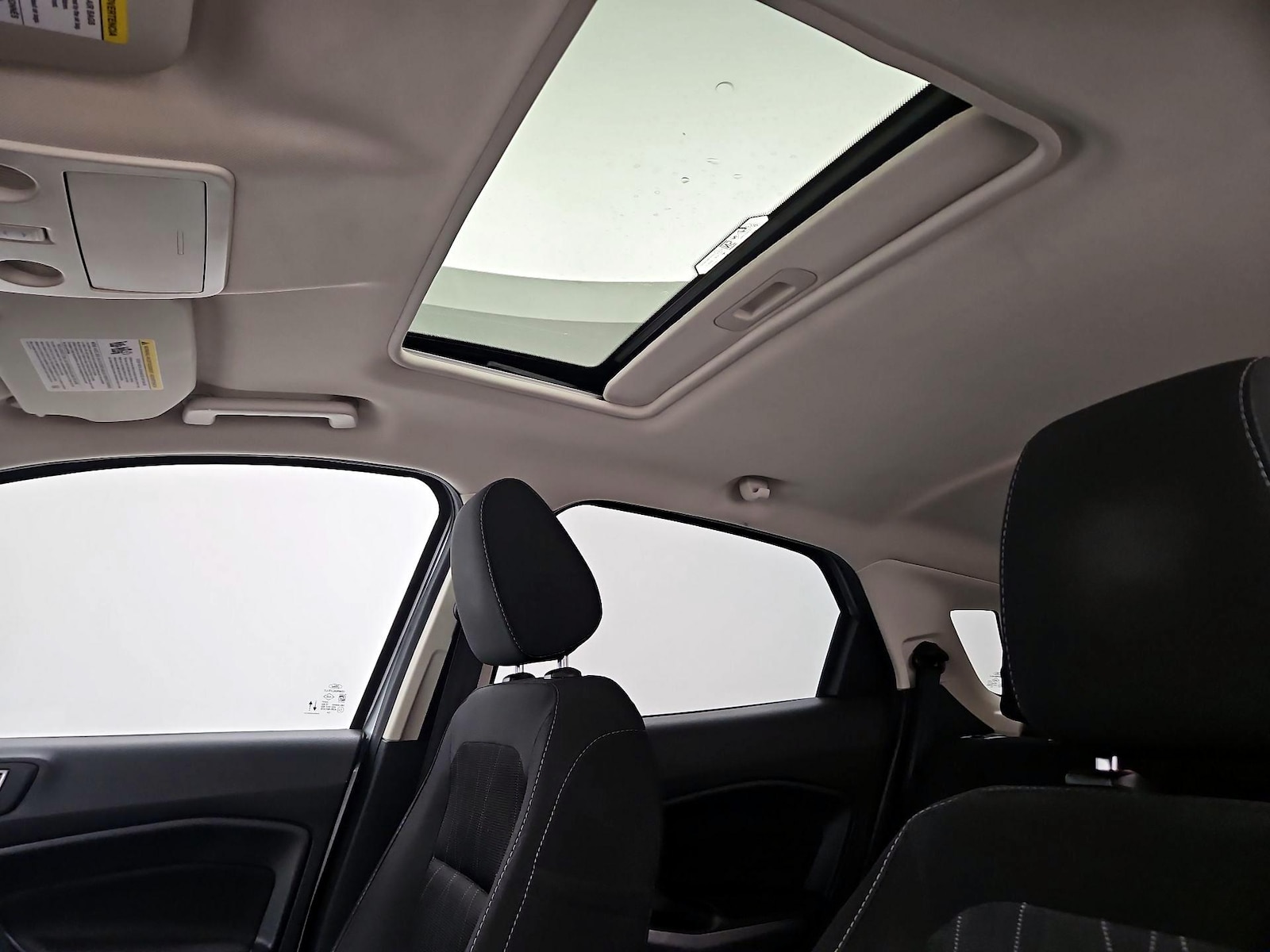 Sunroof(s) & Overhead Airbags