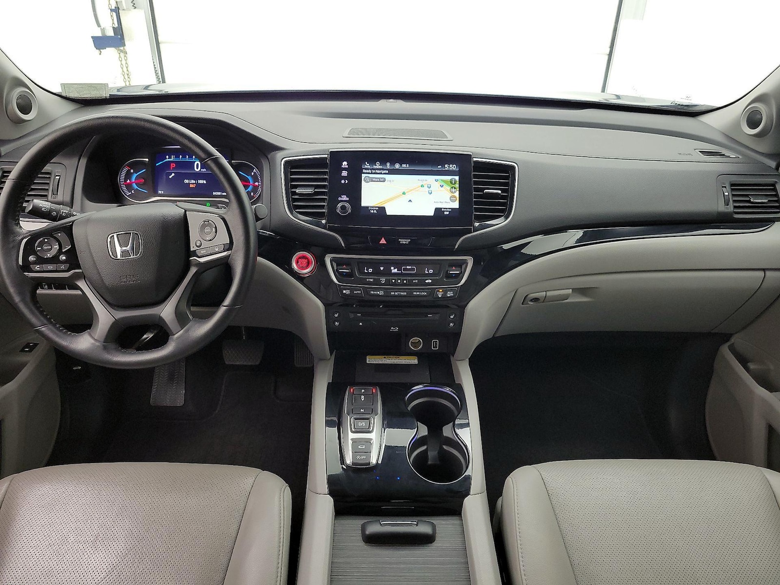 Apple CarPlay® & Android Auto™
