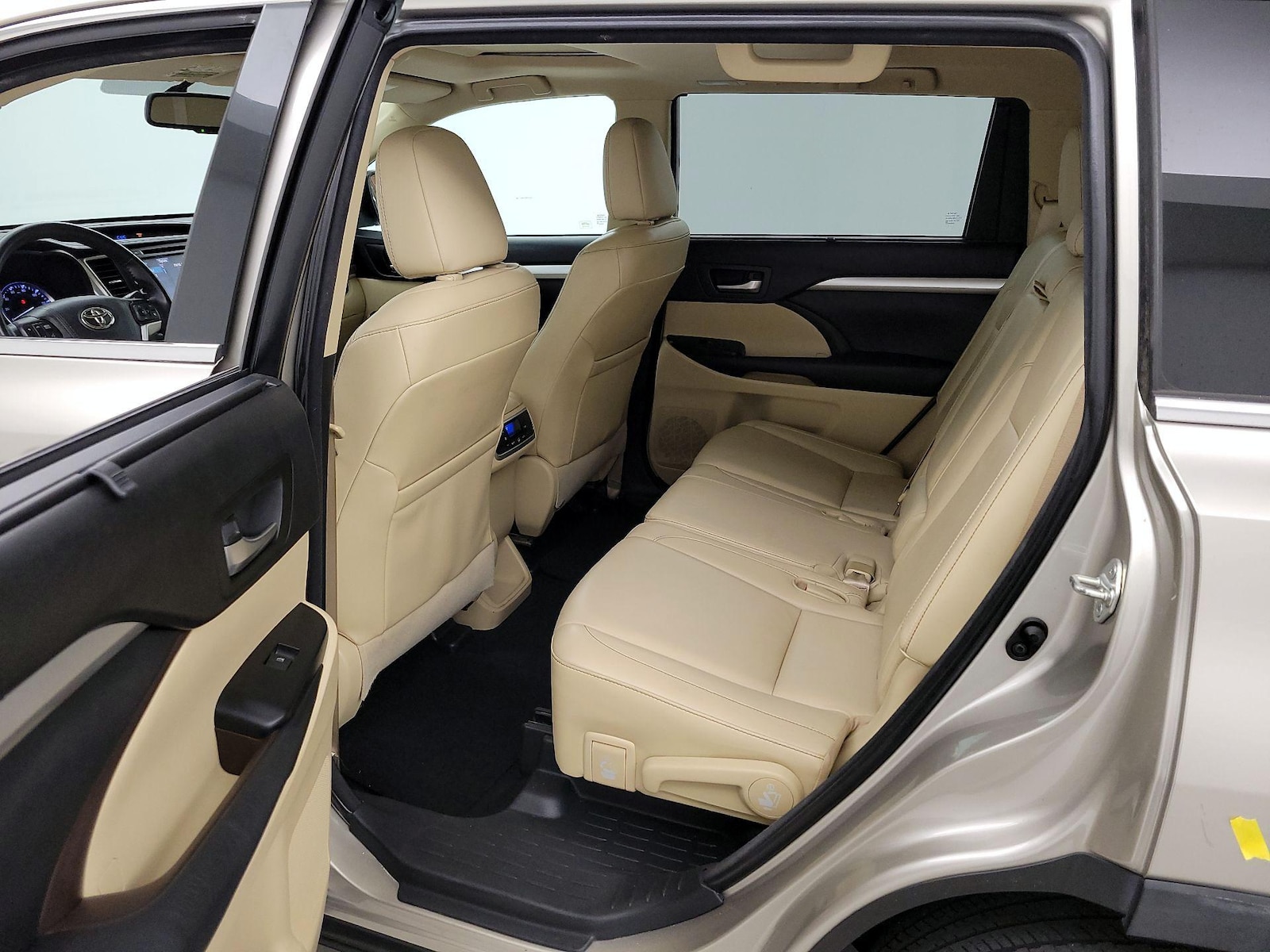 Rear Air Conditioning