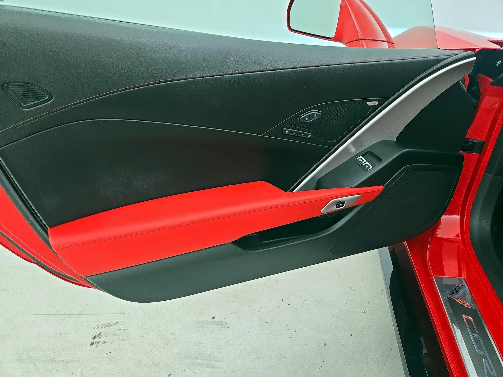 2017 Chevrolet Corvette 2LT - Photo 13