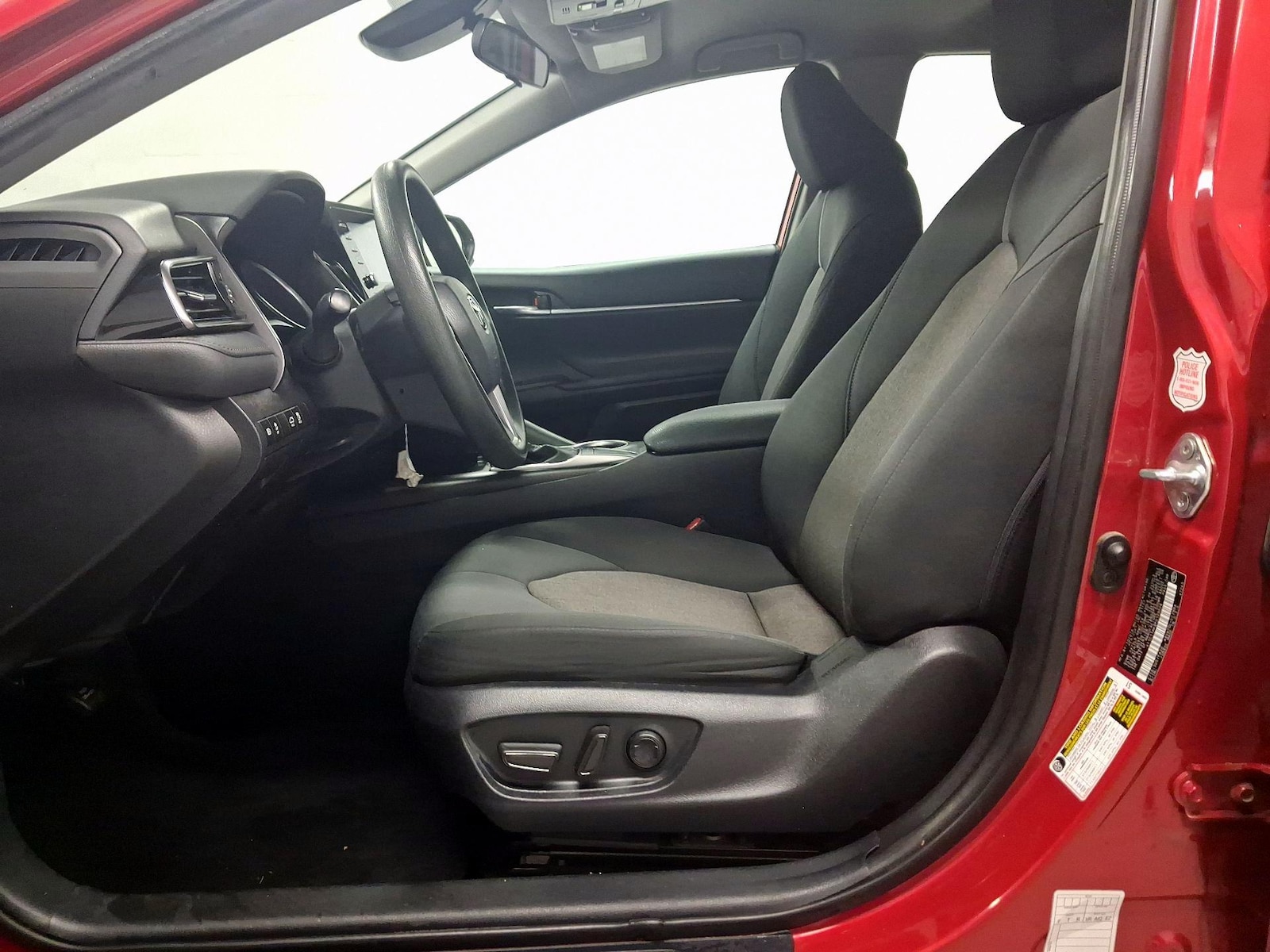 Power Seat(s) & Side Airbags