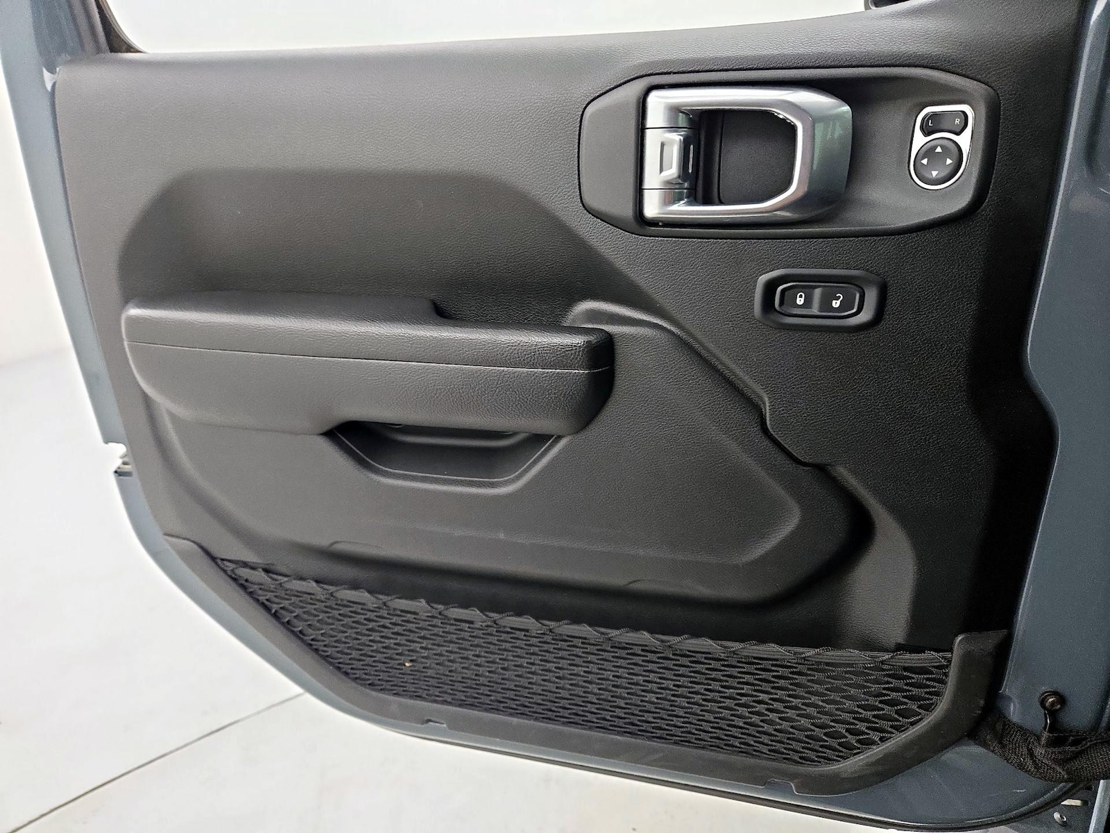 2024 Jeep Wrangler 4-Door Rubicon - Photo 13