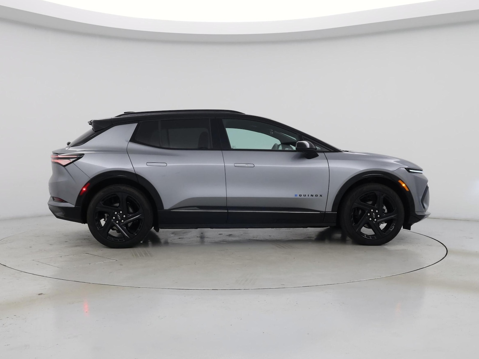 2025 Chevrolet Equinox EV RS - Photo 8
