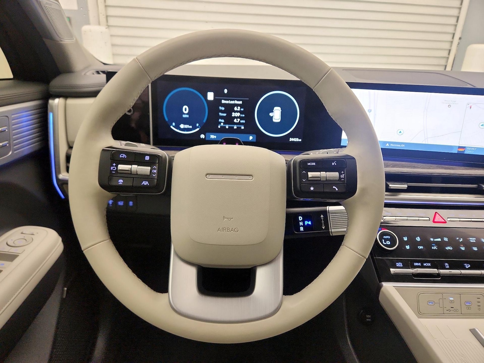 2024 Hyundai Santa Fe Limited - Photo 11