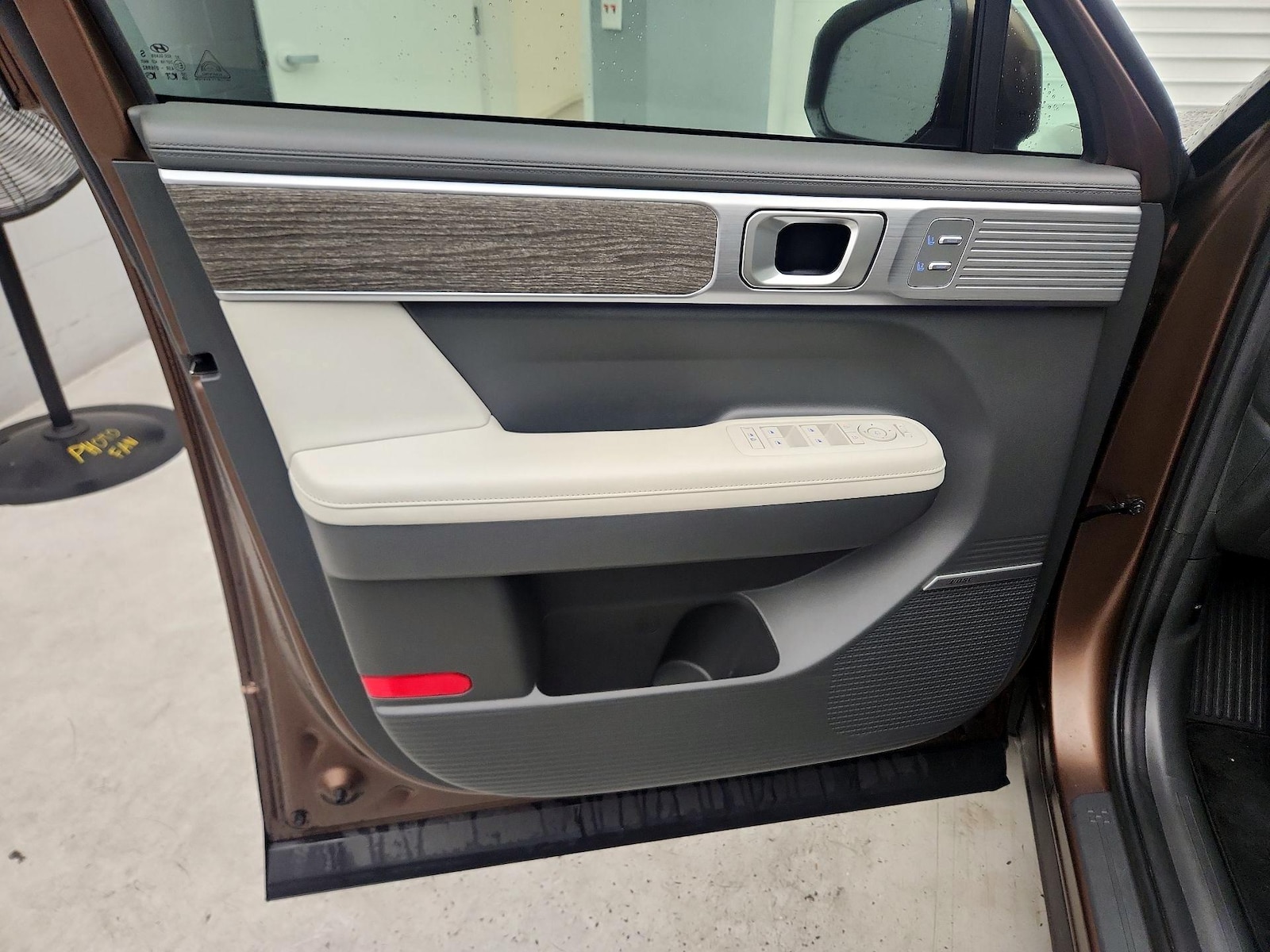 2024 Hyundai Santa Fe Limited - Photo 13