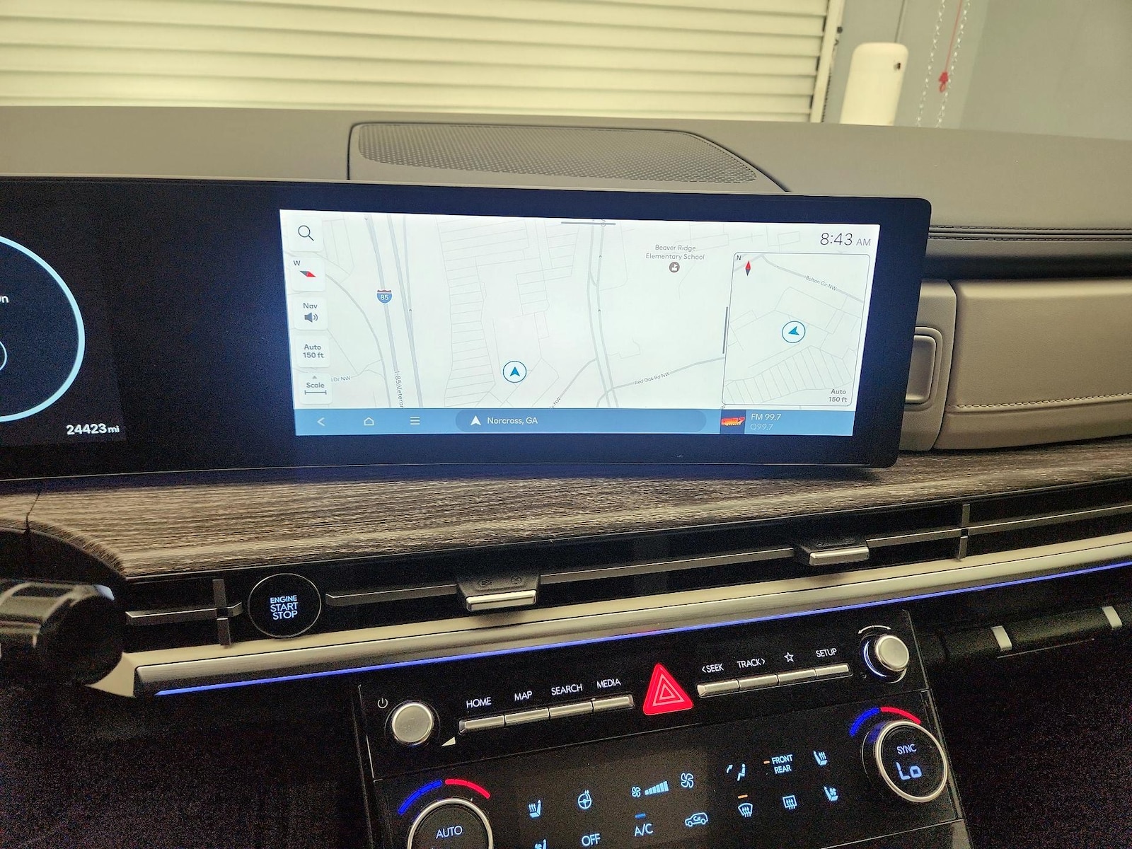 2024 Hyundai Santa Fe Limited - Photo 15