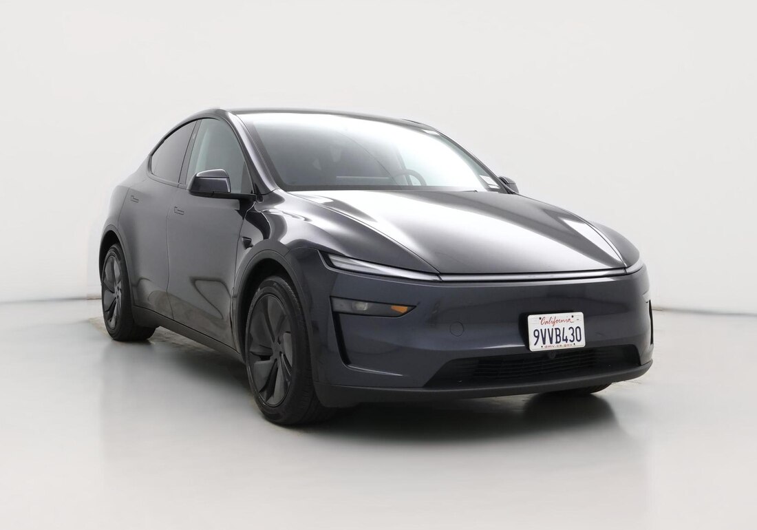 2026 Tesla Model Y Premium Rear-Wheel Drive in Gray — CarMax photo