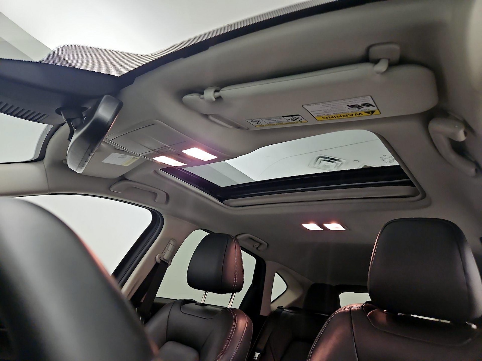 Sunroof(s) & Overhead Airbags