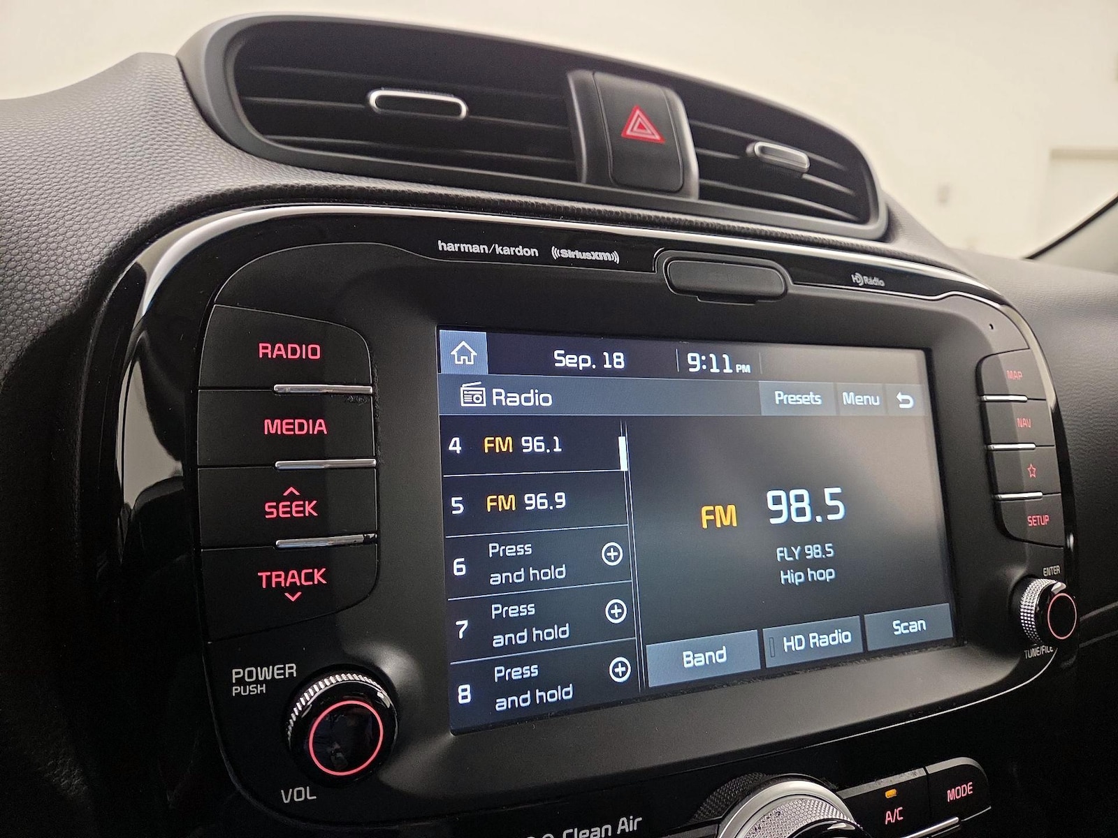 2019 Kia Soul + - Photo 17
