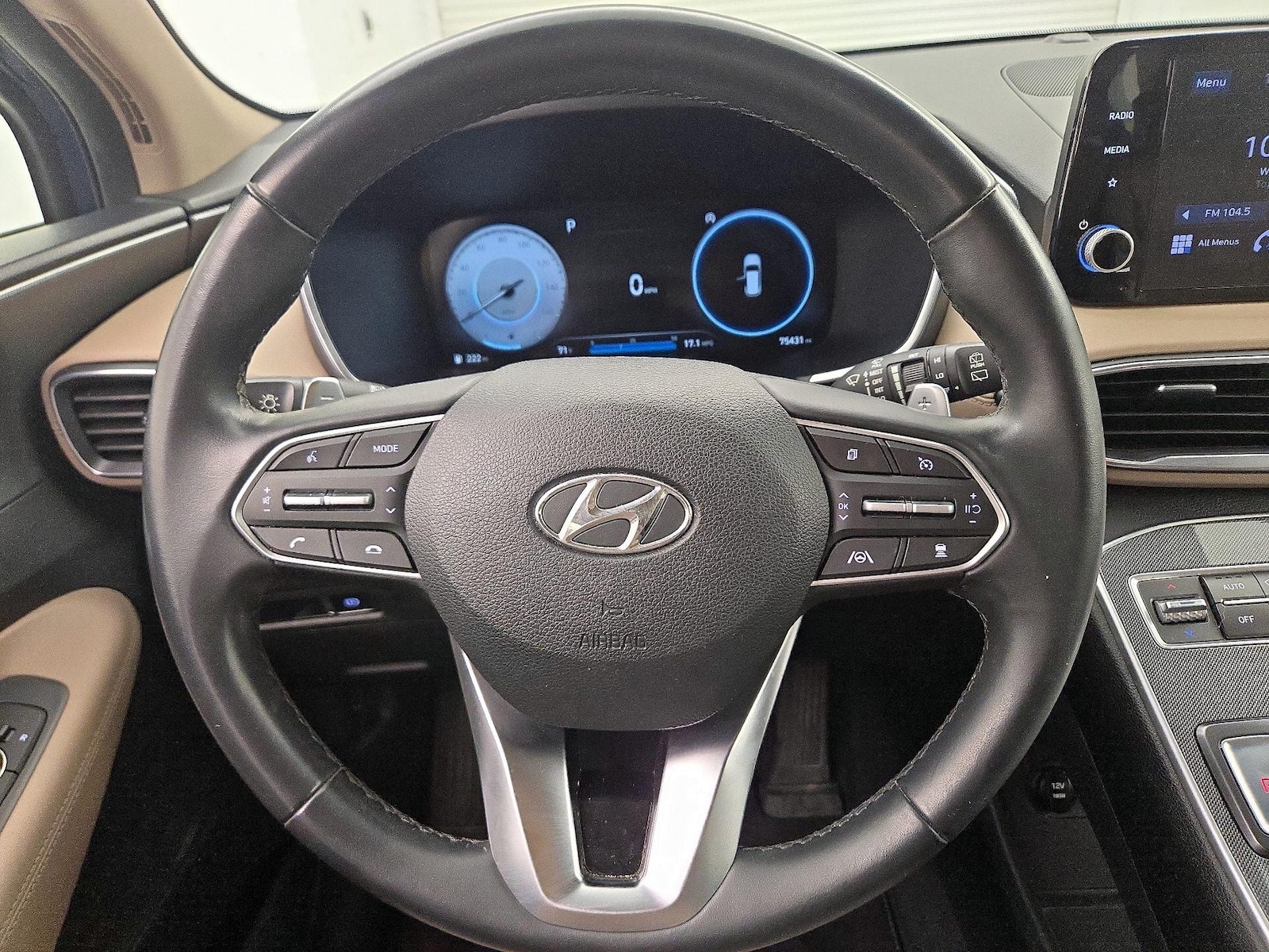 2022 Hyundai Santa Fe SEL - Photo 11