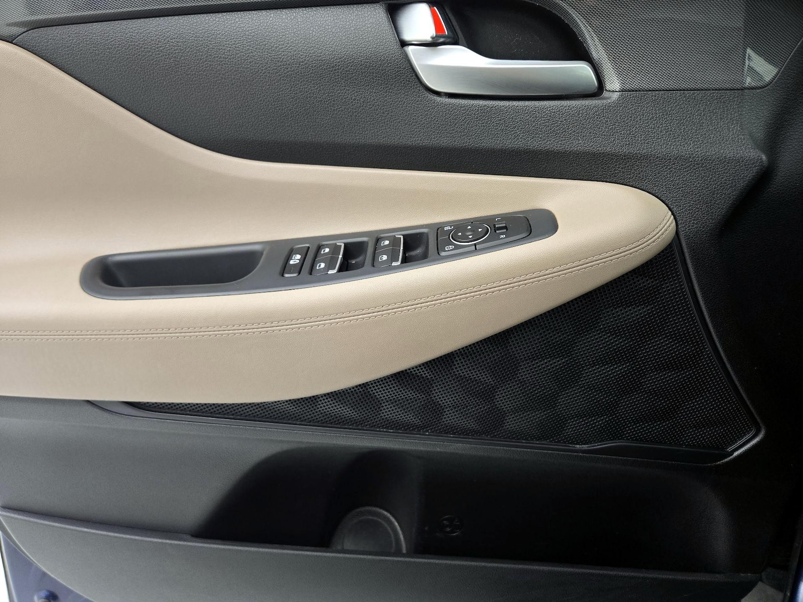 2022 Hyundai Santa Fe SEL - Photo 13