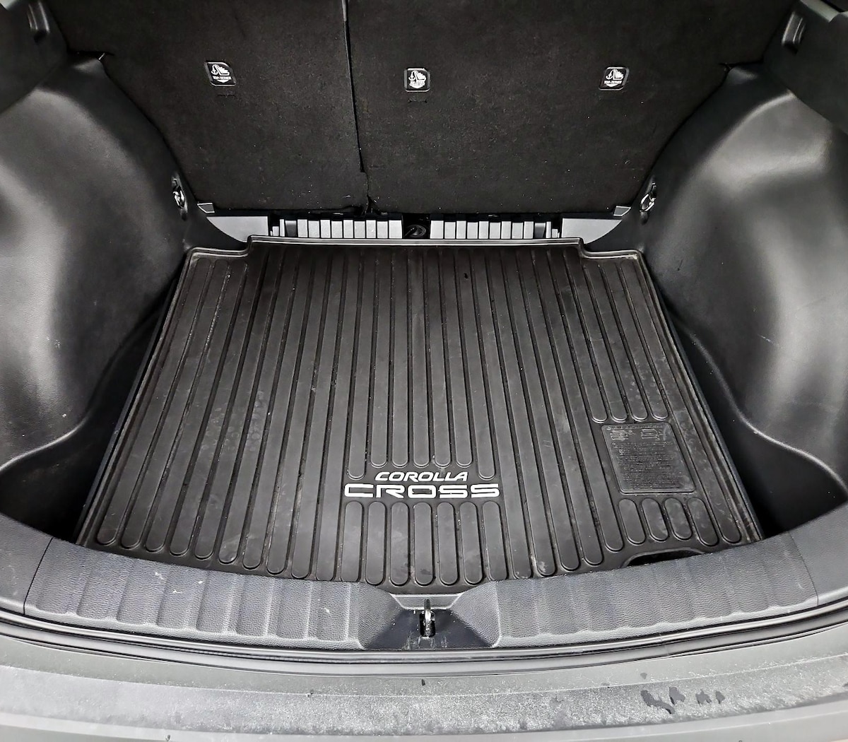 Trunk/Cargo (Seats Up)