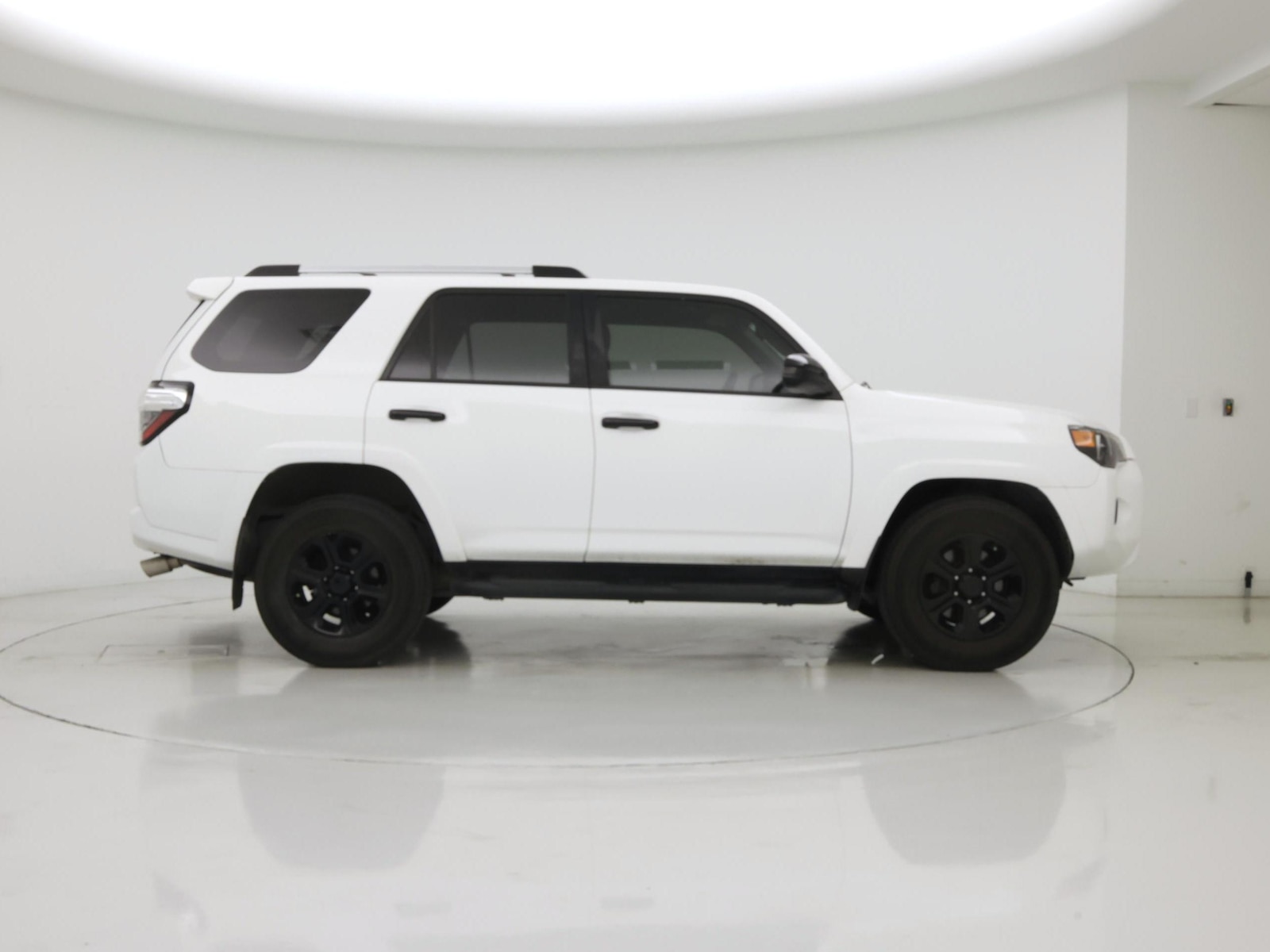 2023 Toyota 4Runner SR5 - Photo 8