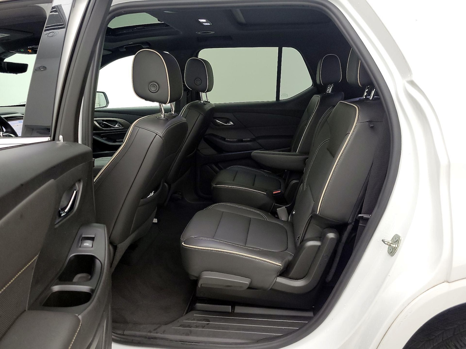2023 Chevrolet Traverse Premier - Photo 22