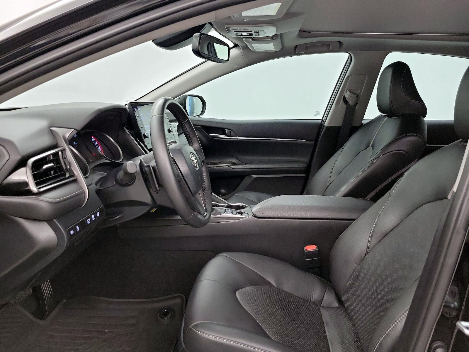 2024 Toyota Camry XSE - Photo 12