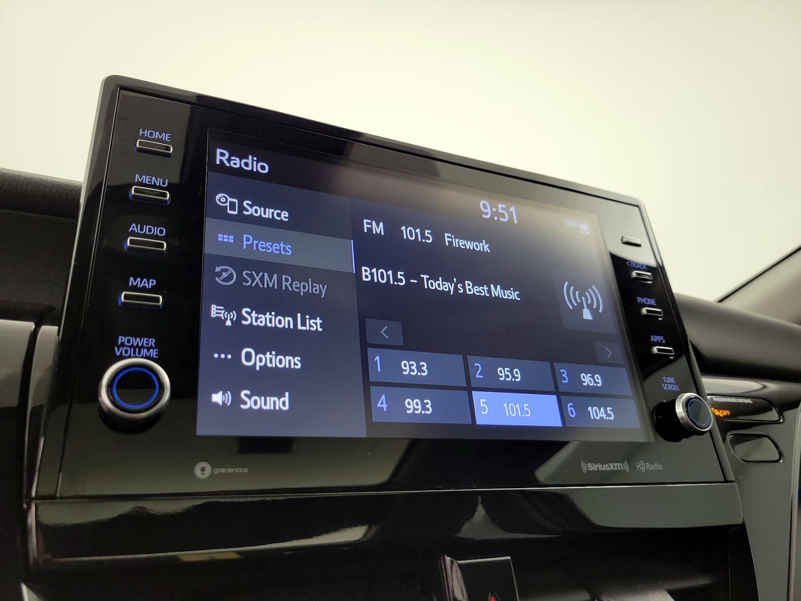 2024 Toyota Camry XSE - Photo 16