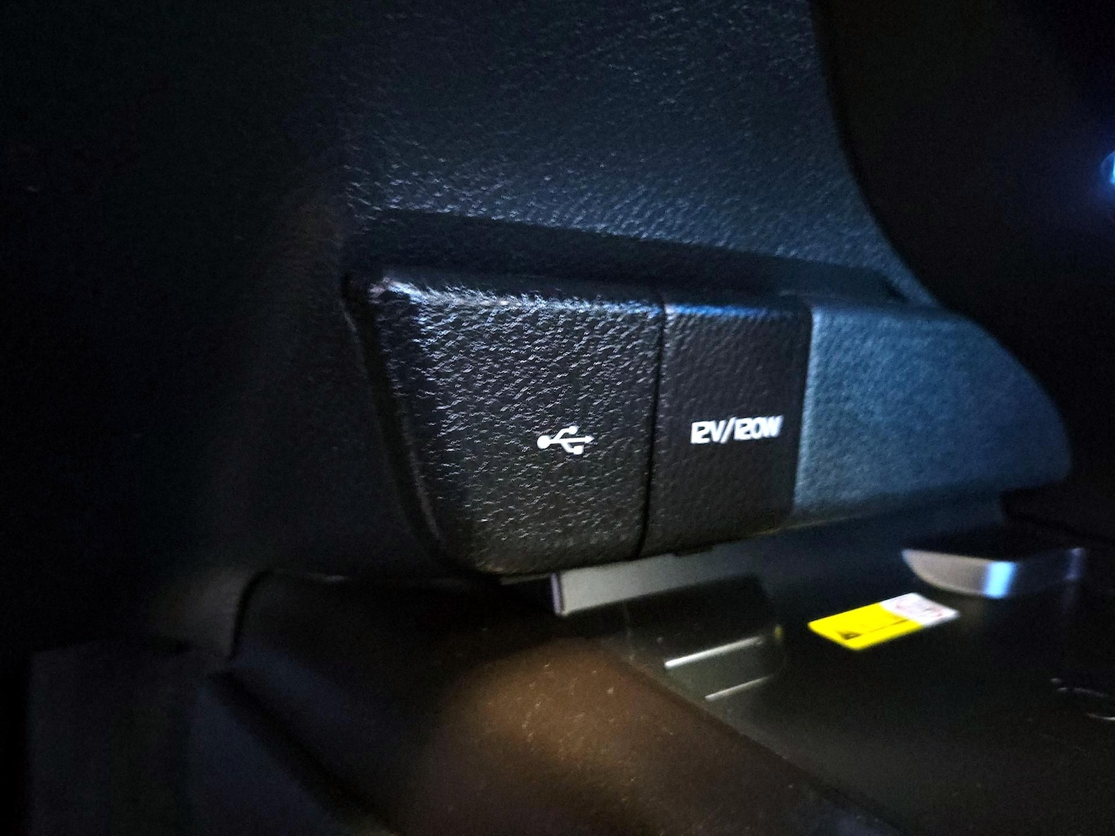 2024 Toyota Camry XSE - Photo 19