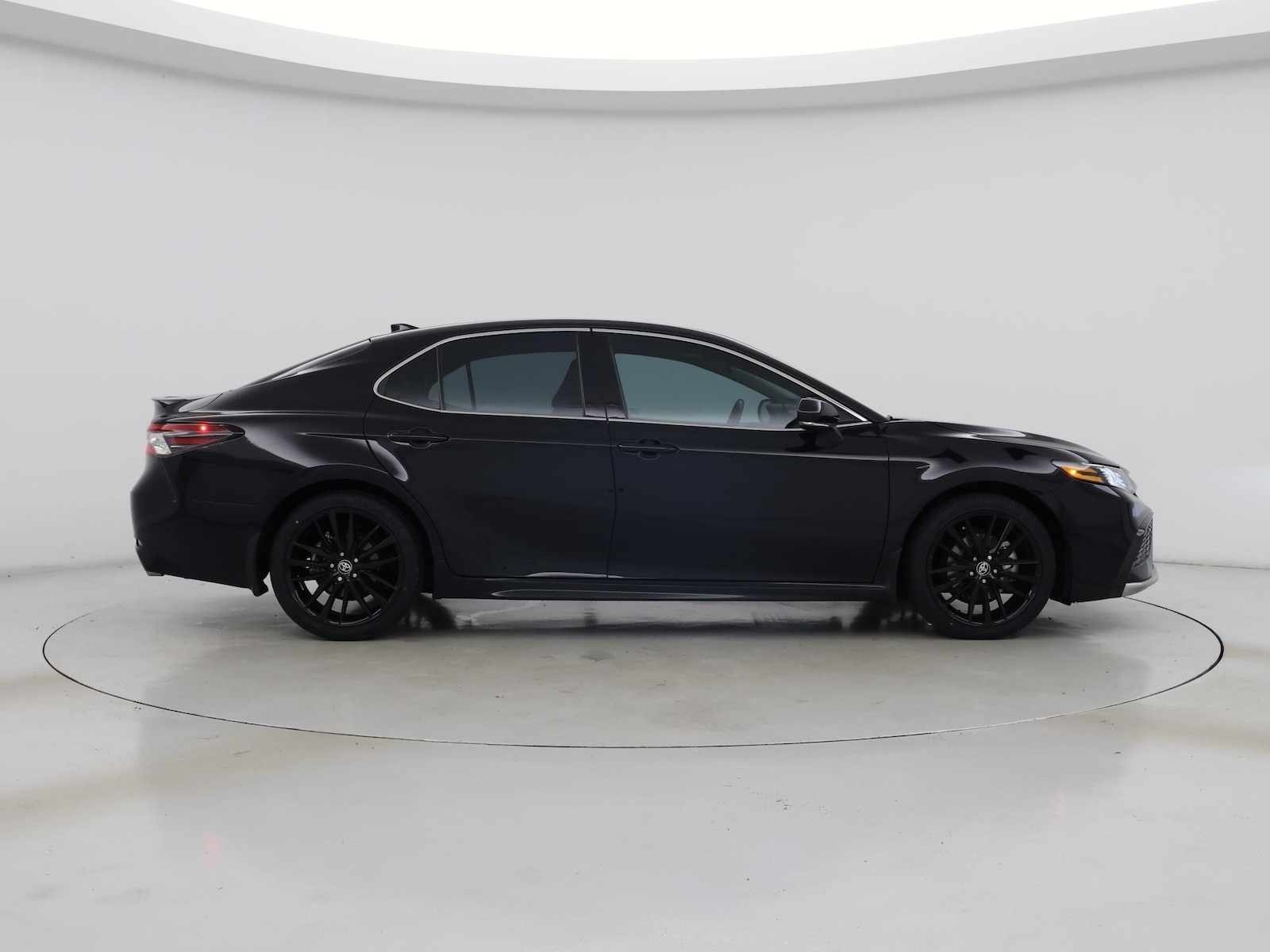 2024 Toyota Camry XSE - Photo 8