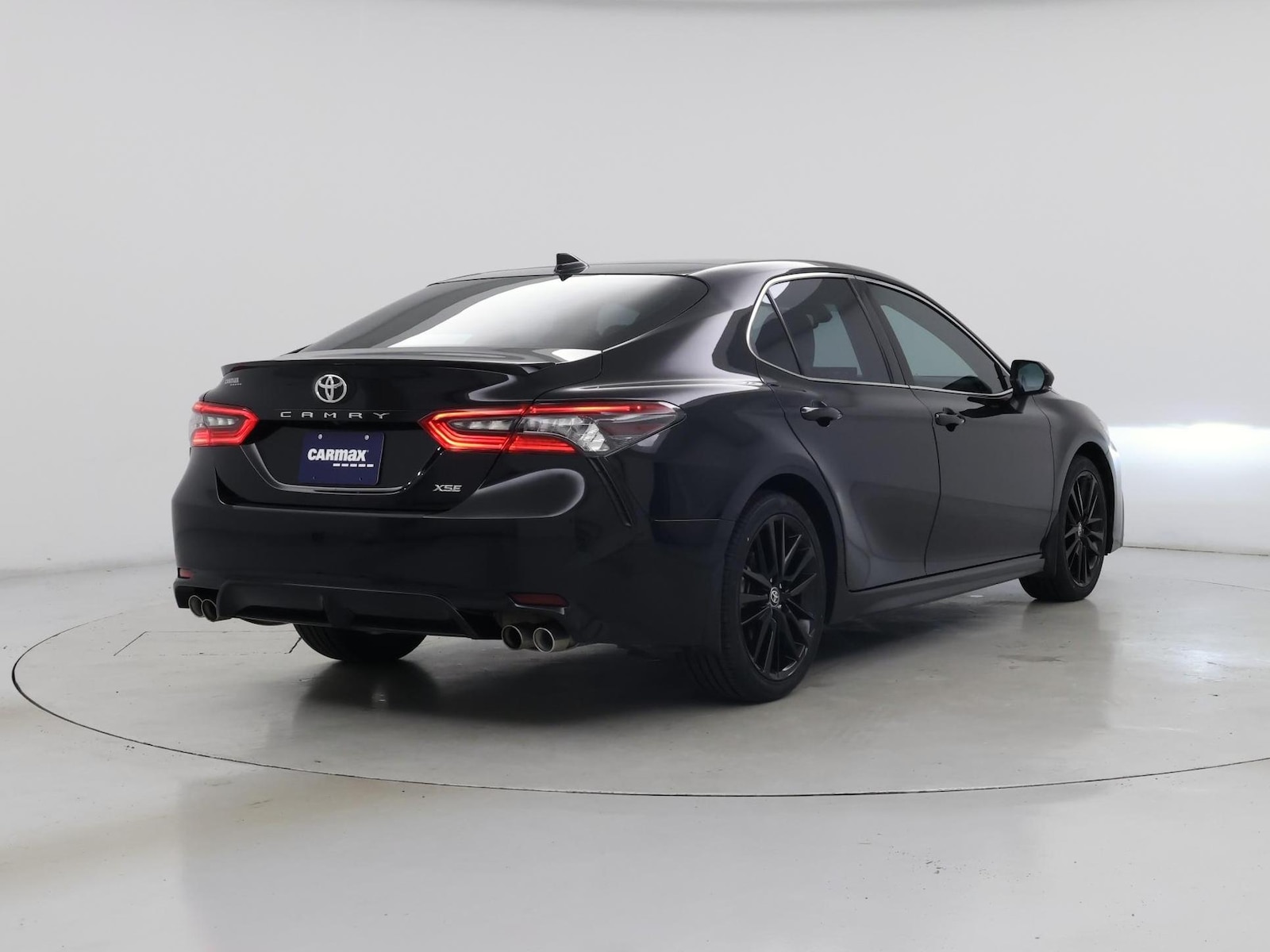 2024 Toyota Camry XSE - Photo 9