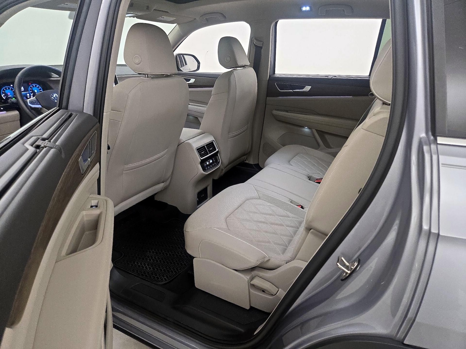 Rear Air Conditioning