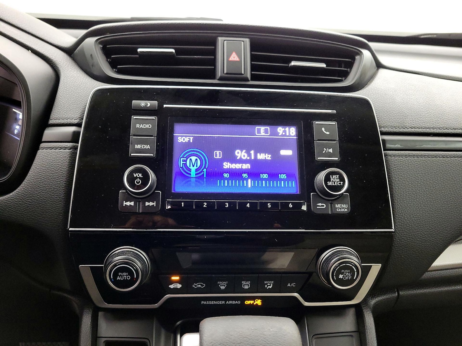 2018 Honda CR-V LX - Photo 16
