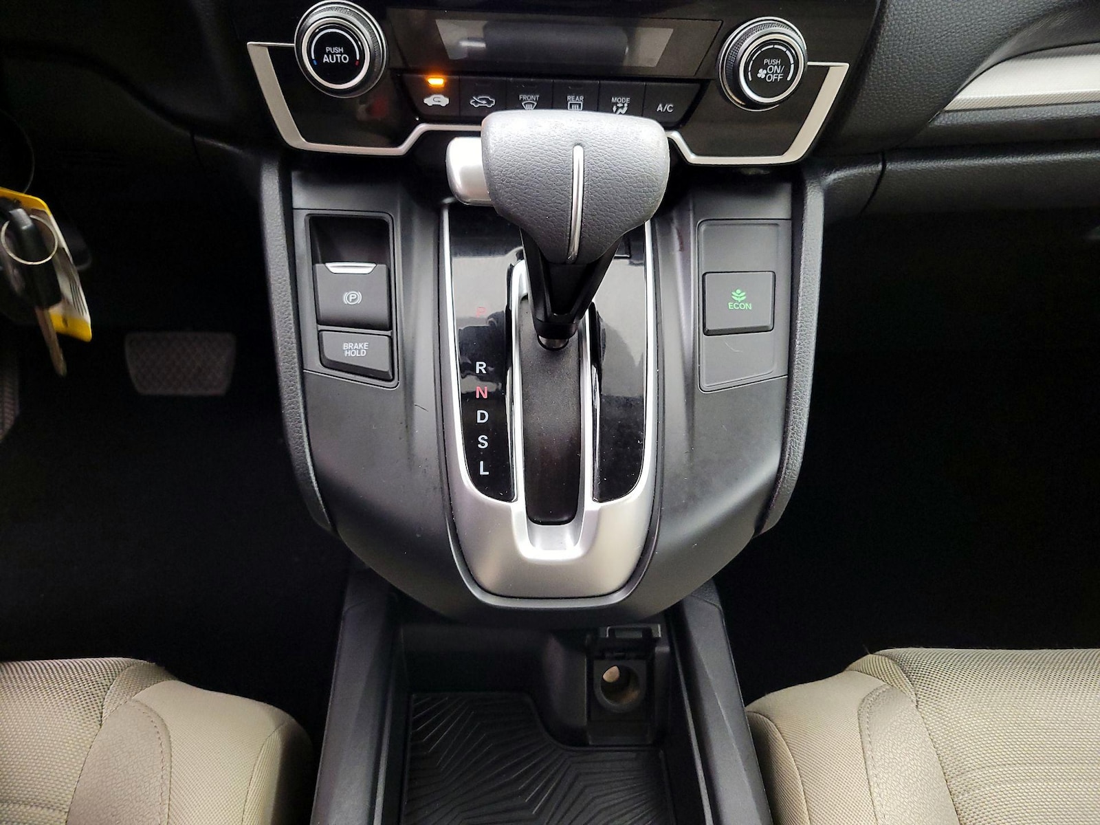 2018 Honda CR-V LX - Photo 18