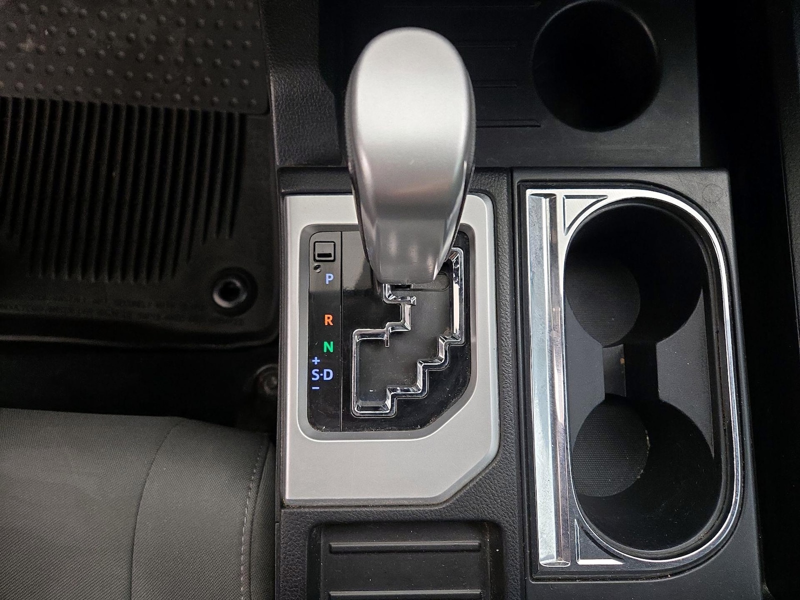 2021 Toyota Tundra SR5 - Photo 18