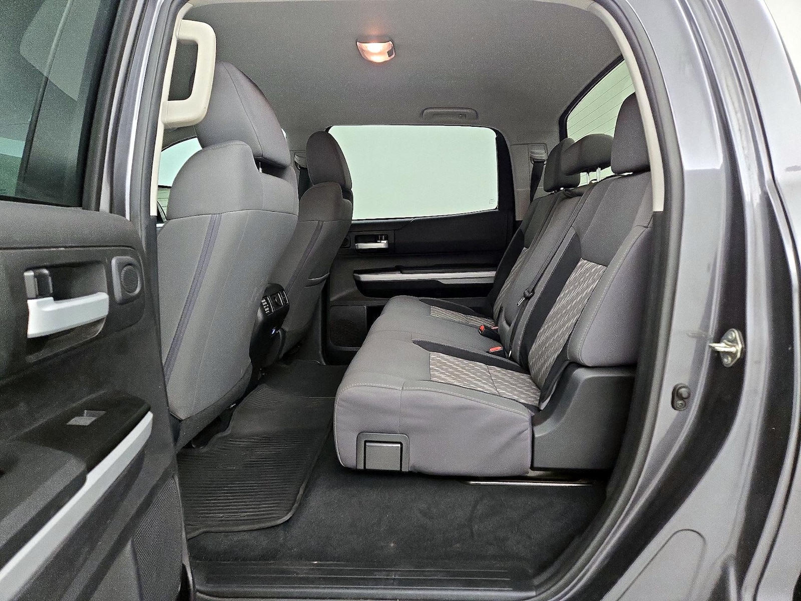 2021 Toyota Tundra SR5 - Photo 20