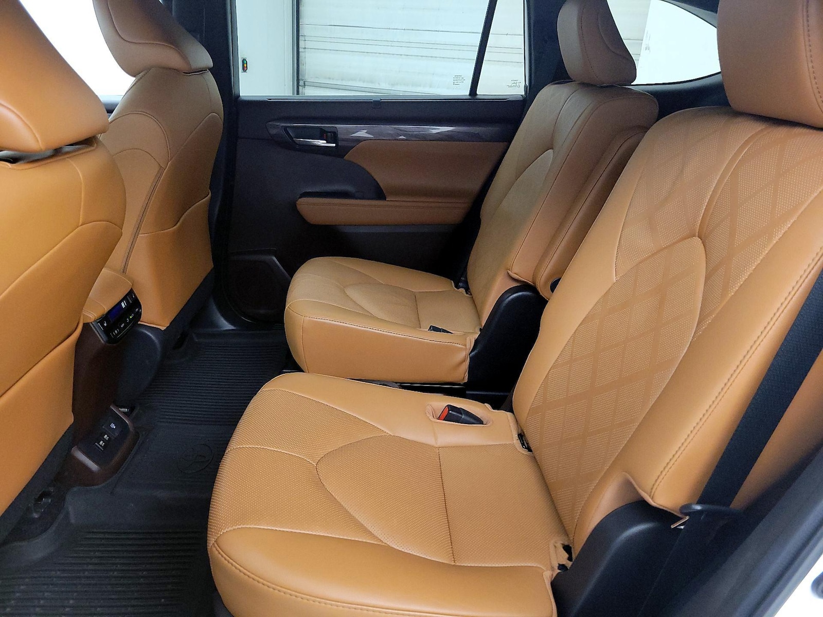 Rear Air Conditioning