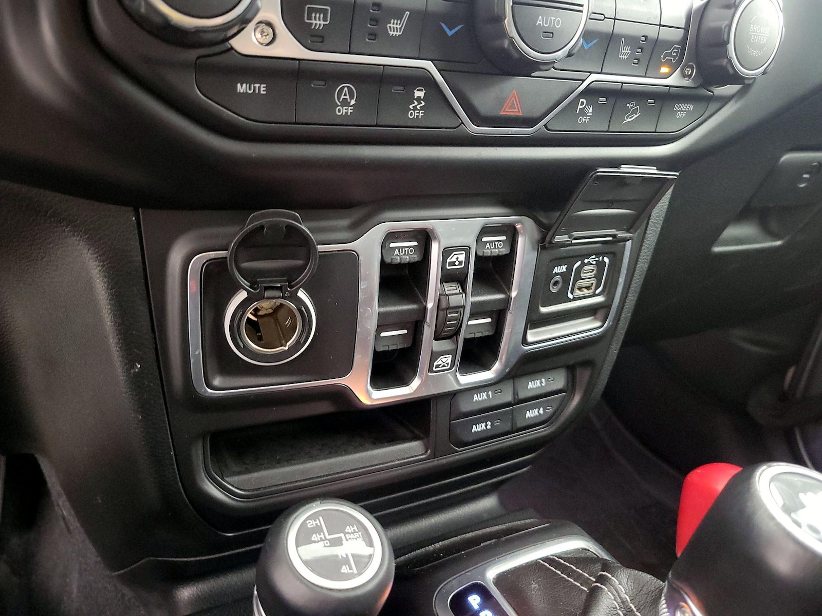 2018 Jeep All-New Wrangler Unlimited Sahara - Photo 20