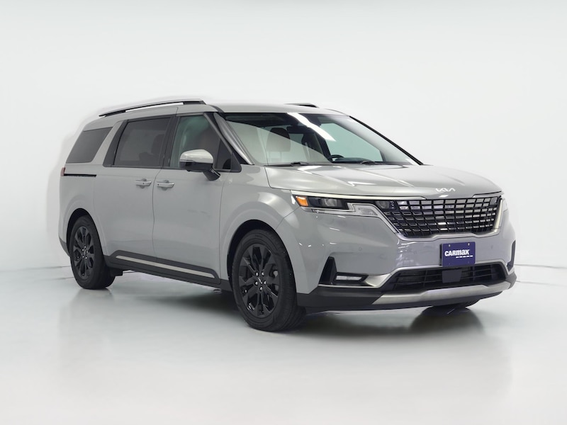 2024 Kia Carnival SX