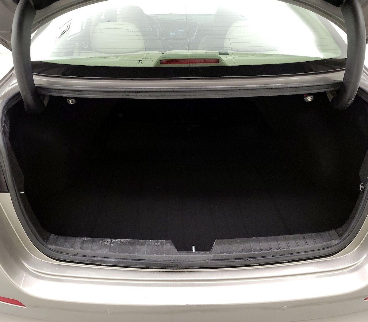 Trunk/Cargo (Seats Up)