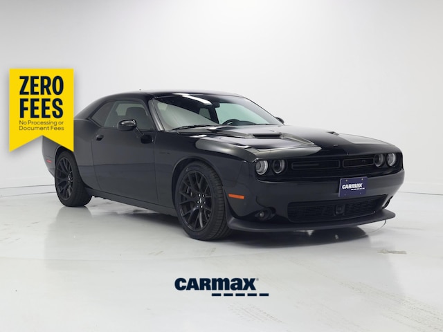 Black 2017 Dodge Challenger Coupe Rear-Wheel Drive Automatic