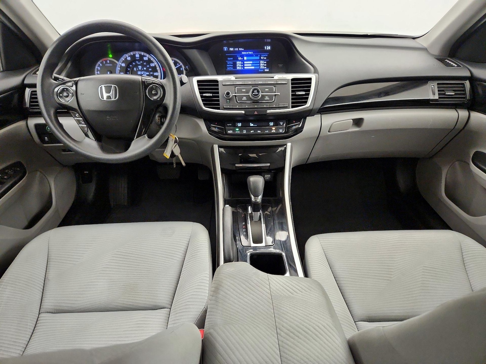 2017 Honda Accord LX - Photo 10