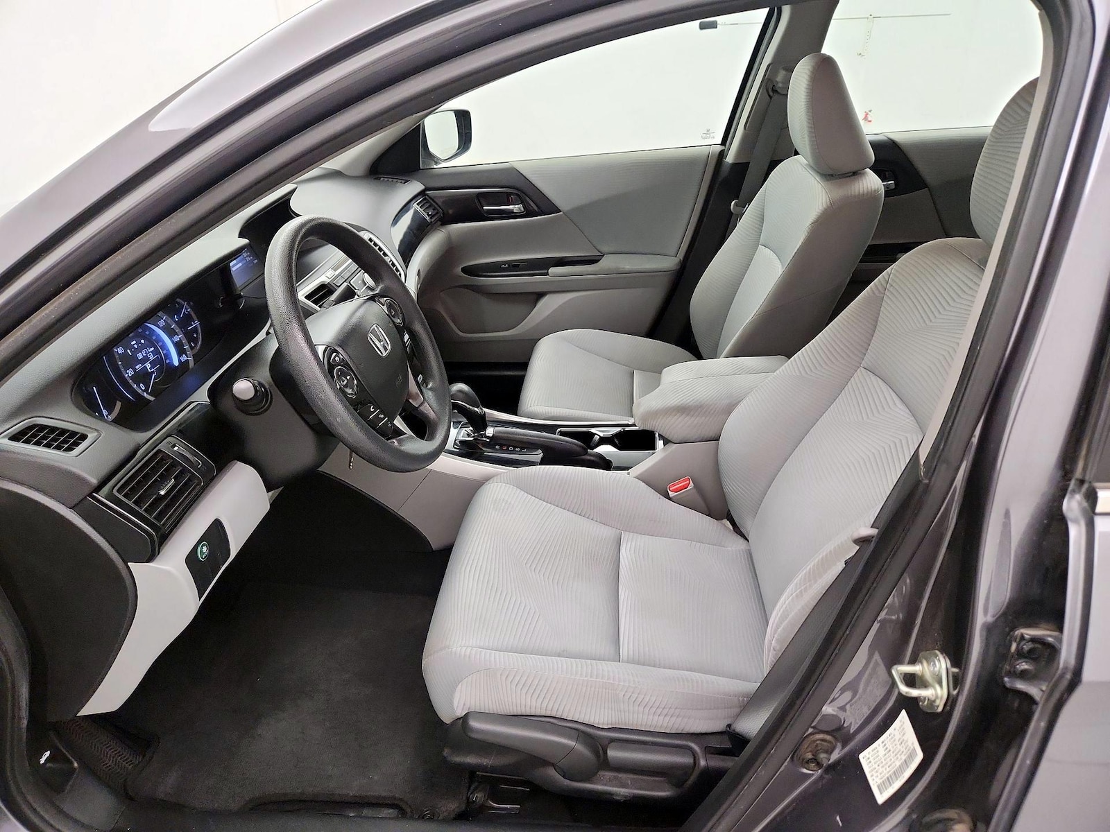 2017 Honda Accord LX - Photo 12