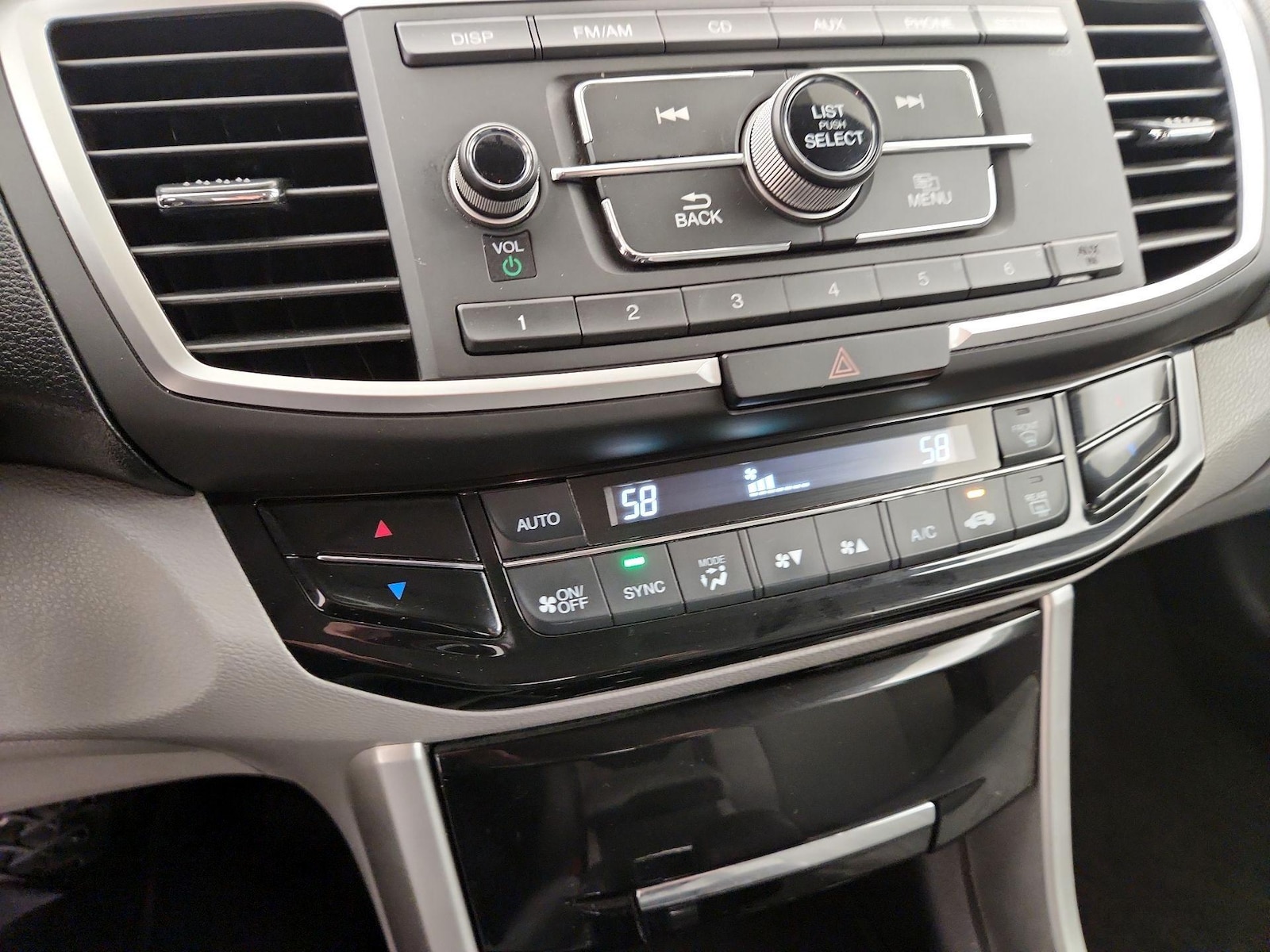 2017 Honda Accord LX - Photo 17