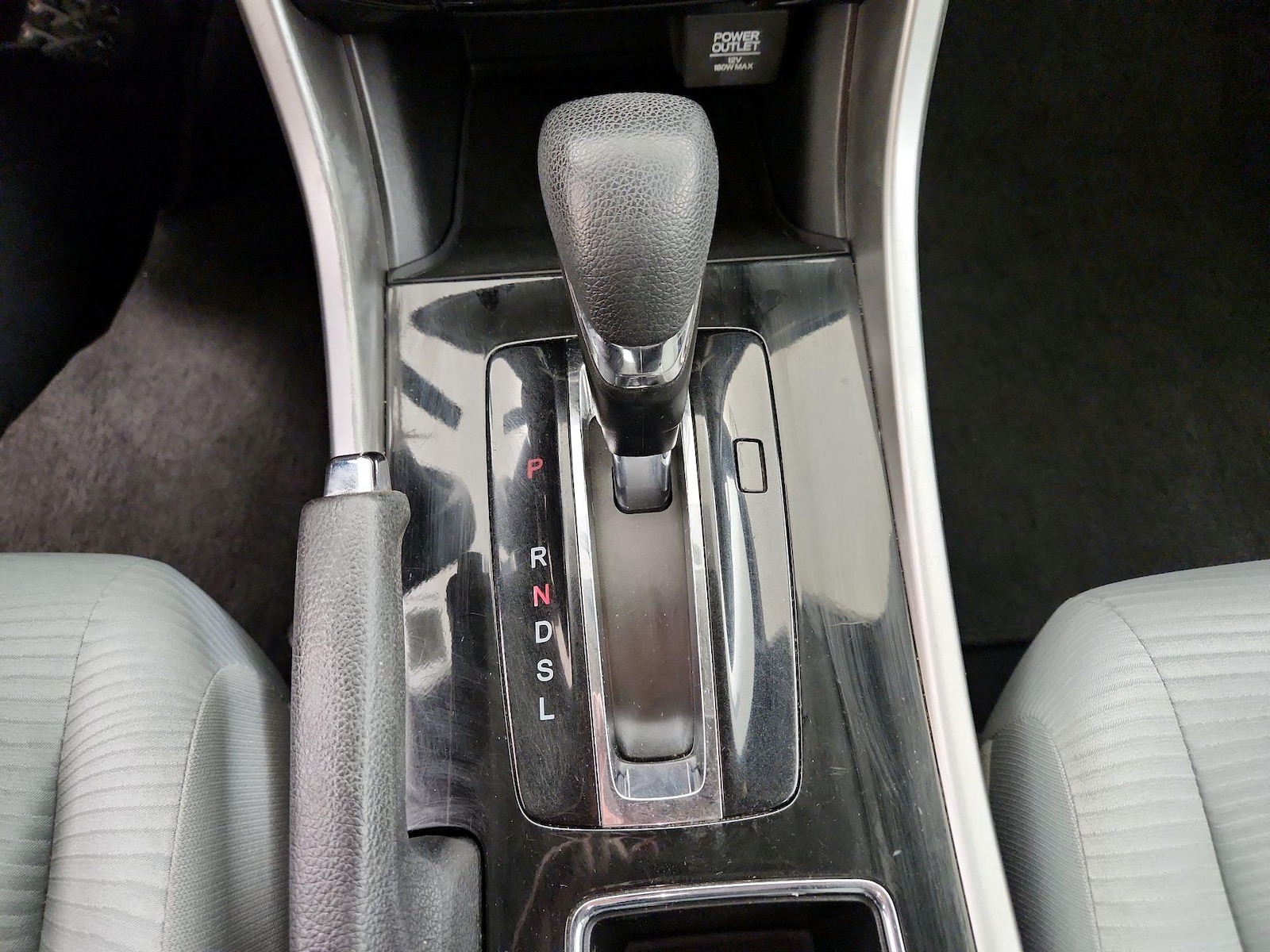 2017 Honda Accord LX - Photo 18