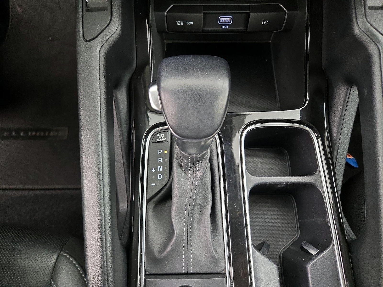 2020 Kia Telluride S - Photo 18