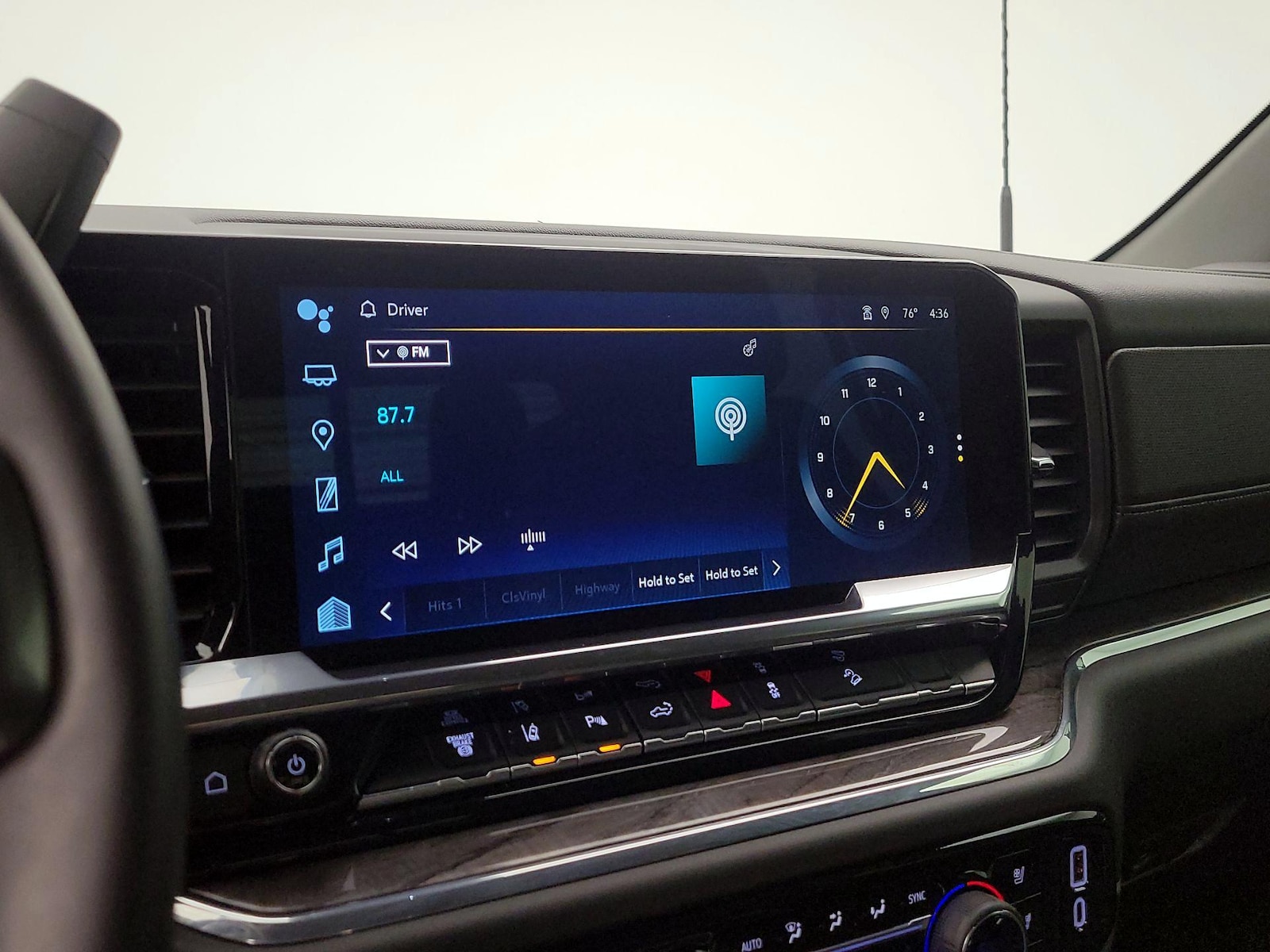 2024 Chevrolet Silverado 3500HD LTZ - Photo 16
