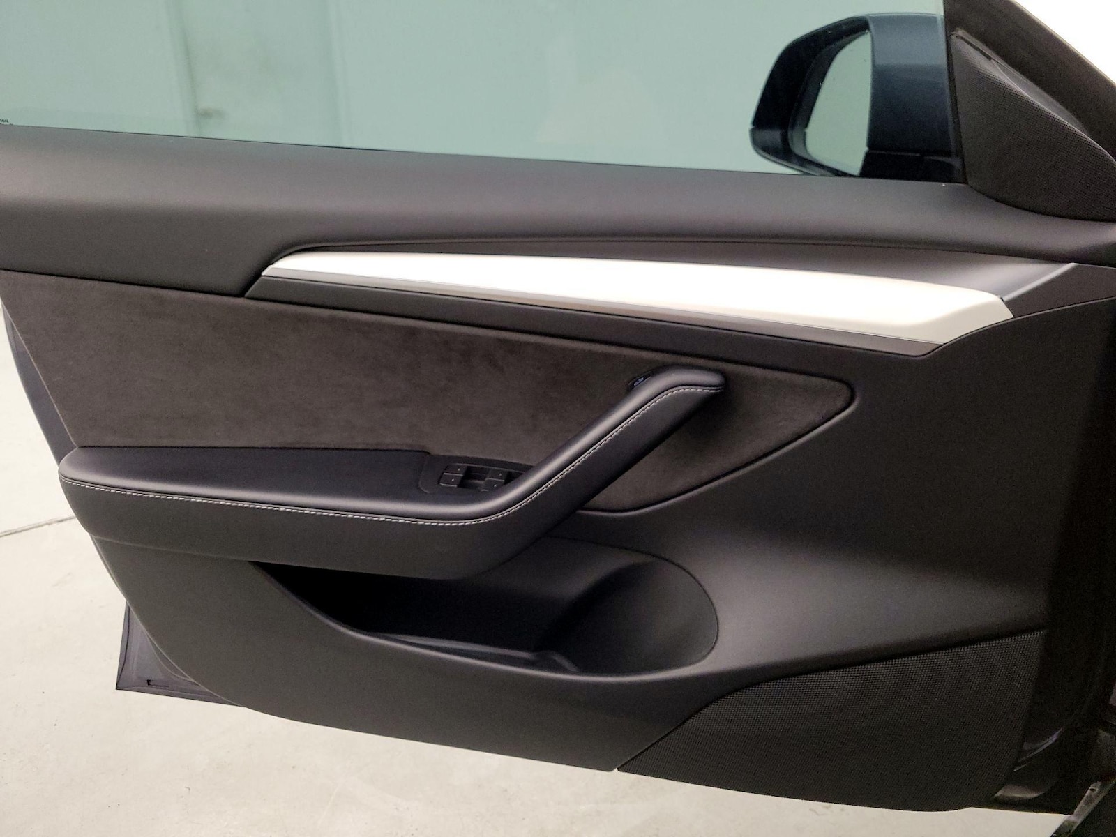 2022 Tesla Model 3 Long Range - Photo 13