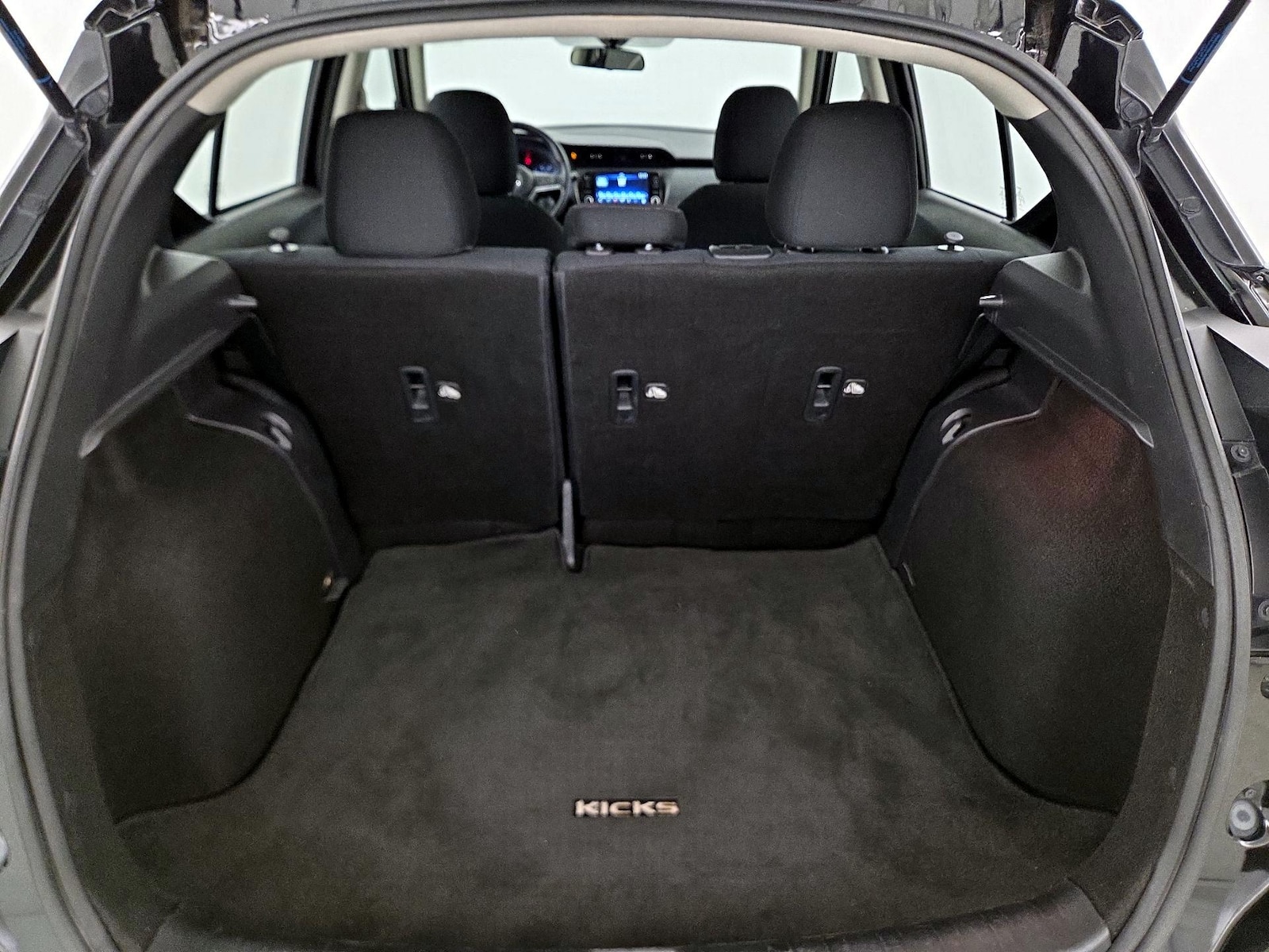 2021 Nissan Kicks SV - Photo 20